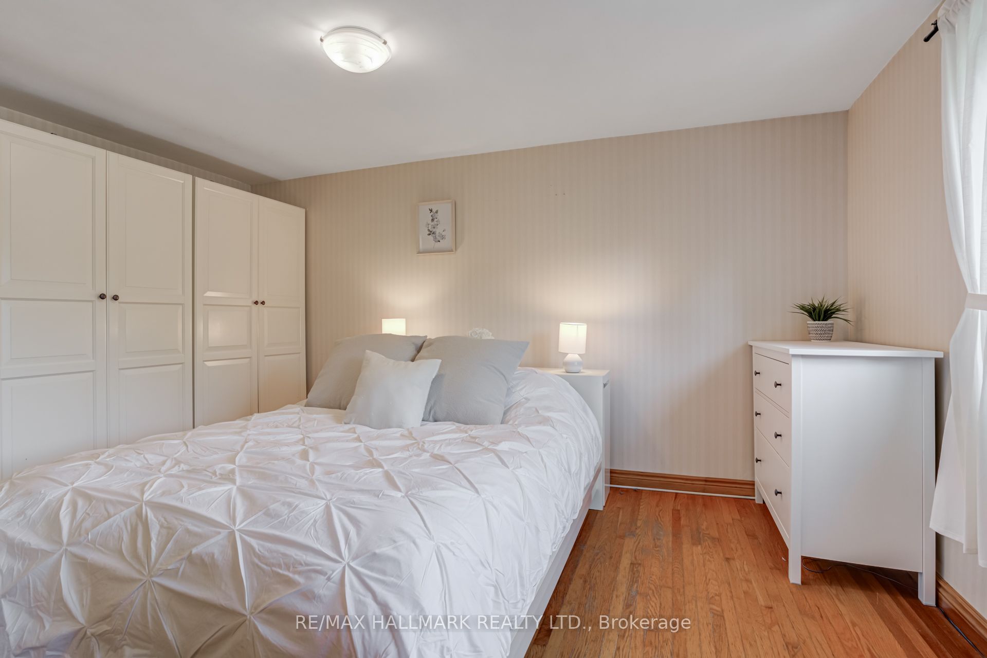 Photo 60 of 2033 Water's Edge Drive, Oakville, Bronte — HOMEH
