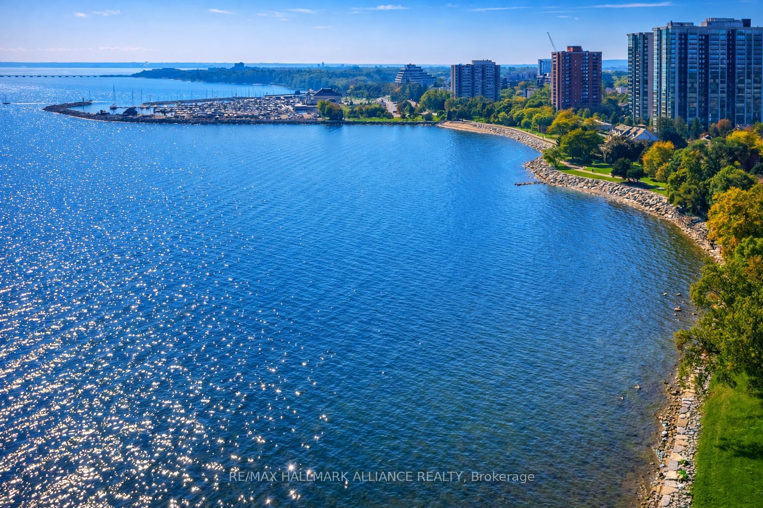 Photo 84 of 2033 Water's Edge Drive, Oakville, Bronte — HOMEH