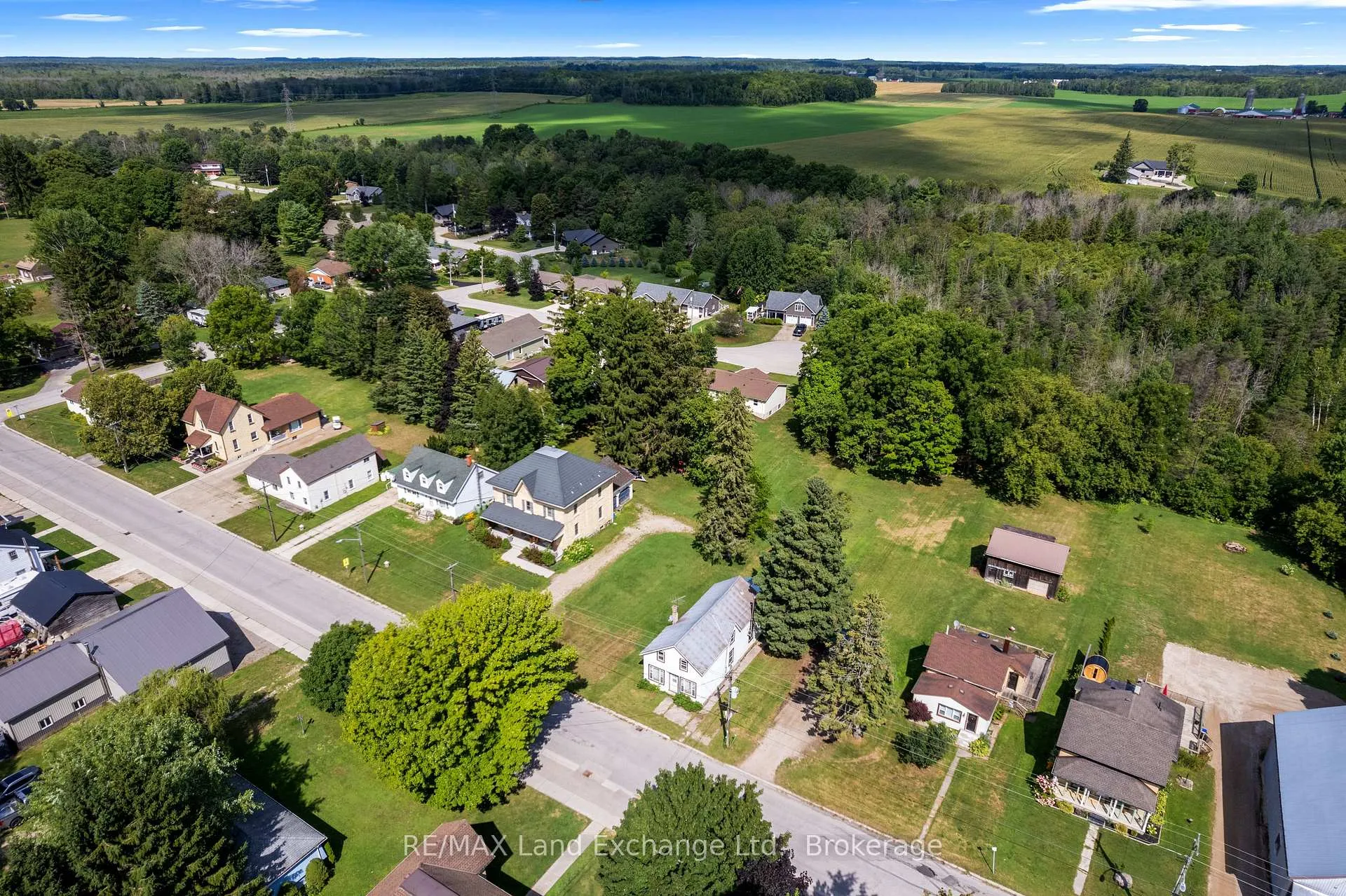 Photo 6 of 16 6 Concession, Brockton — HOMEH