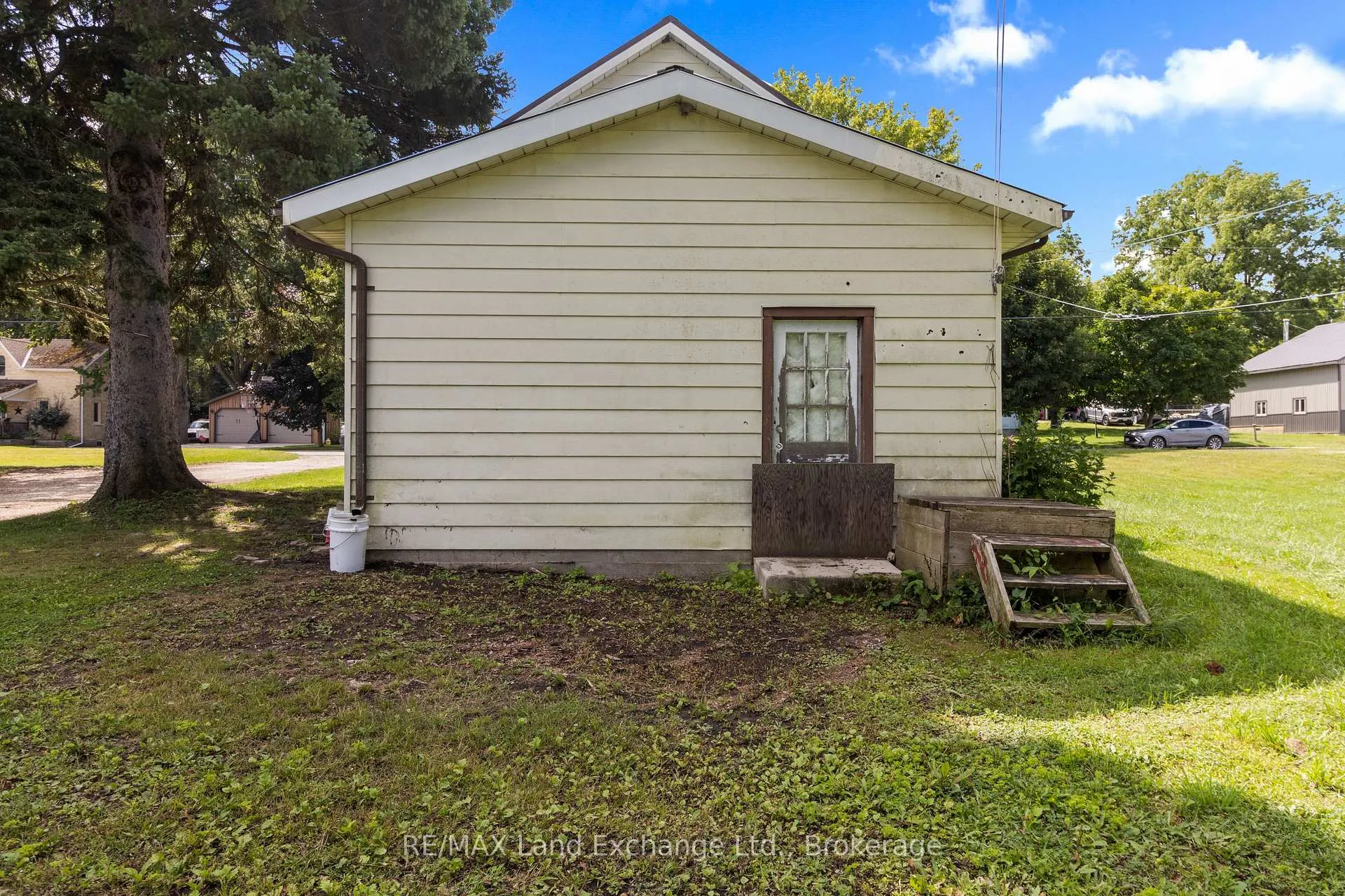 Photo 80 of 16 6 Concession, Brockton — HOMEH
