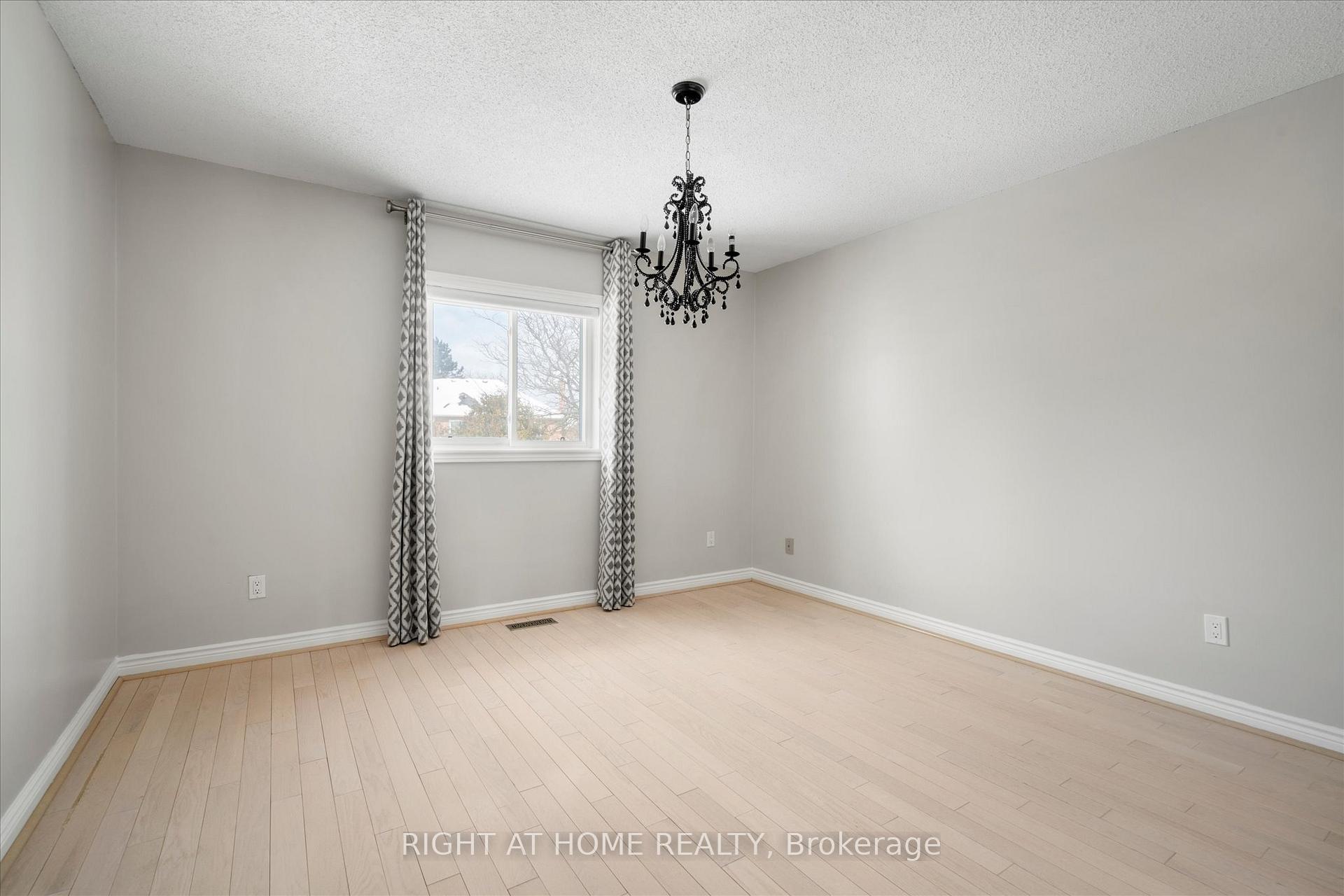 Photo 33 of 4 Cahill Court, Whitby, Pringle Creek — HOMEH