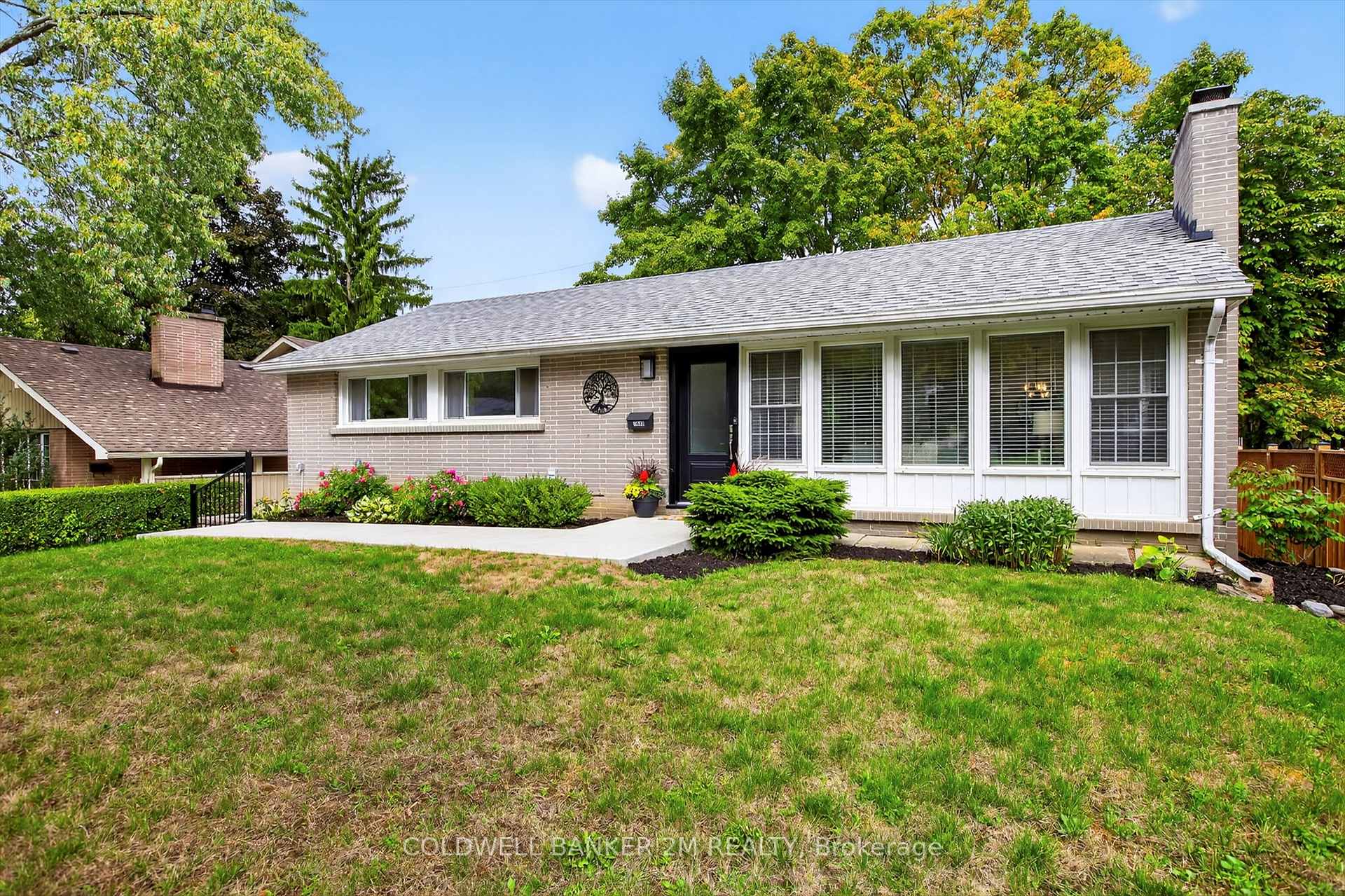 Photo 2 of 1446 Westbrook Drive, Peterborough, Monaghan Ward 2 — HOMEH