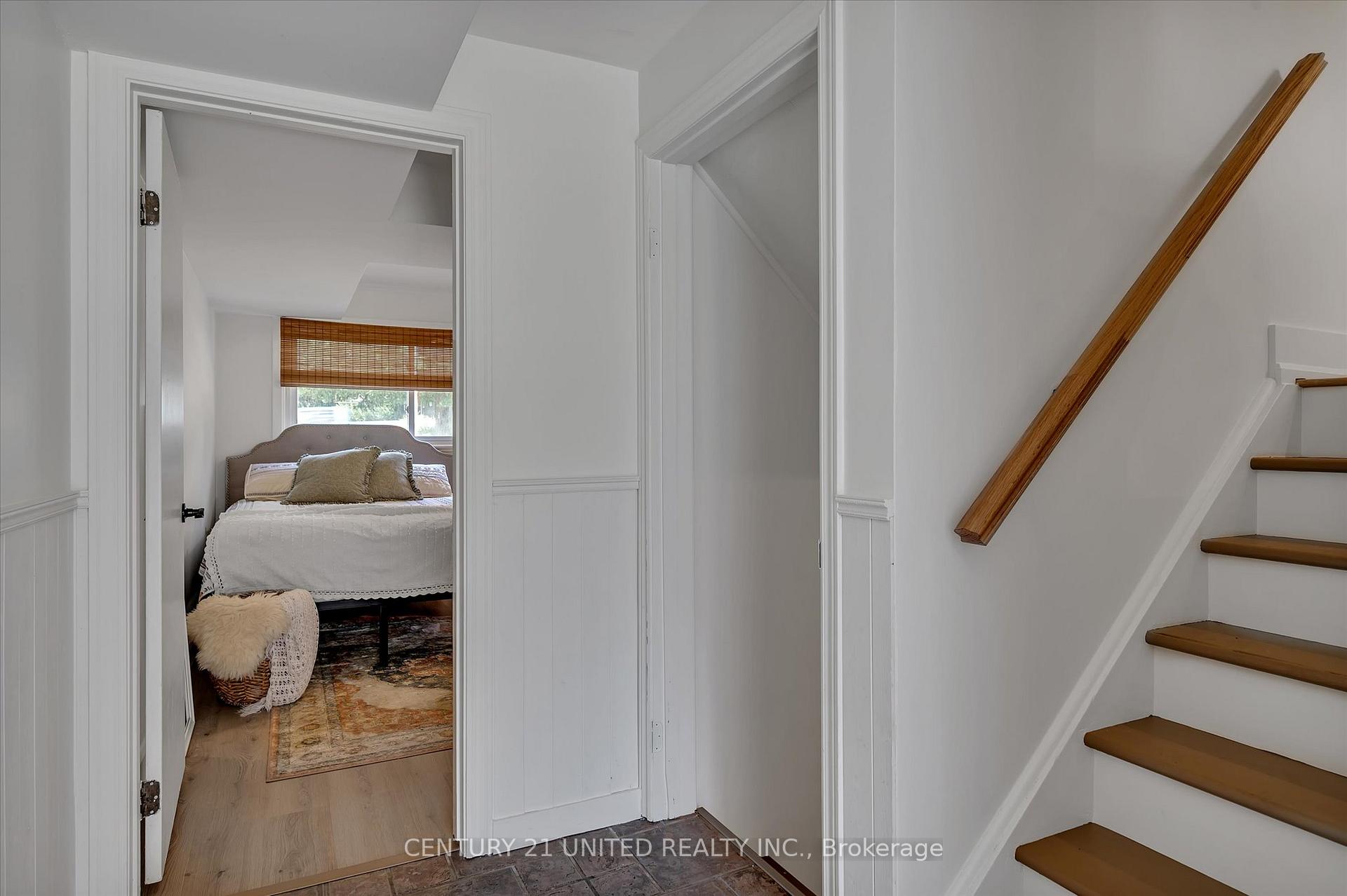 Photo 30 of 997 Weller Street, Peterborough, Monaghan Ward 2 — HOMEH
