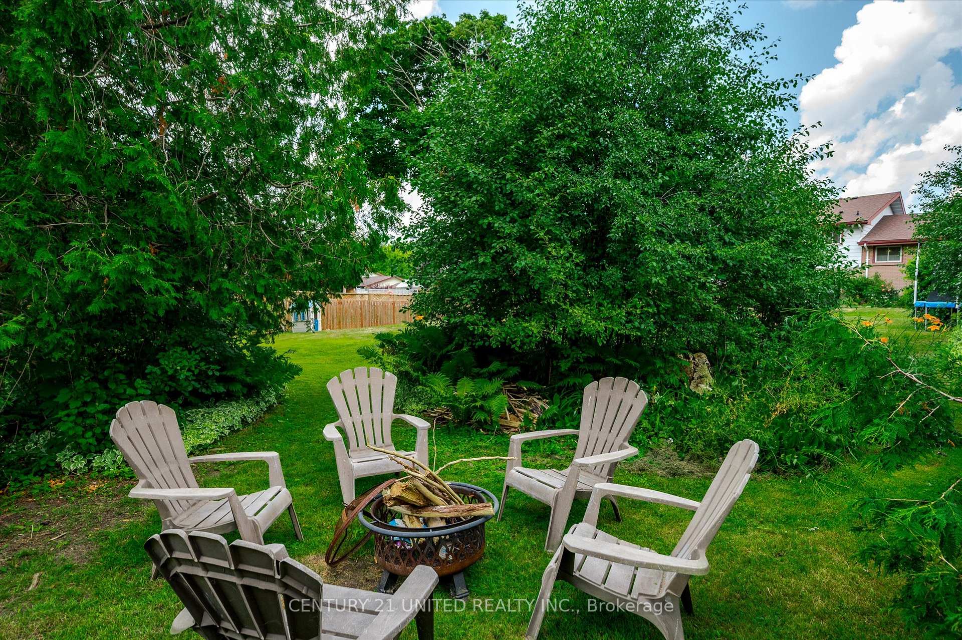 Photo 45 of 997 Weller Street, Peterborough, Monaghan Ward 2 — HOMEH