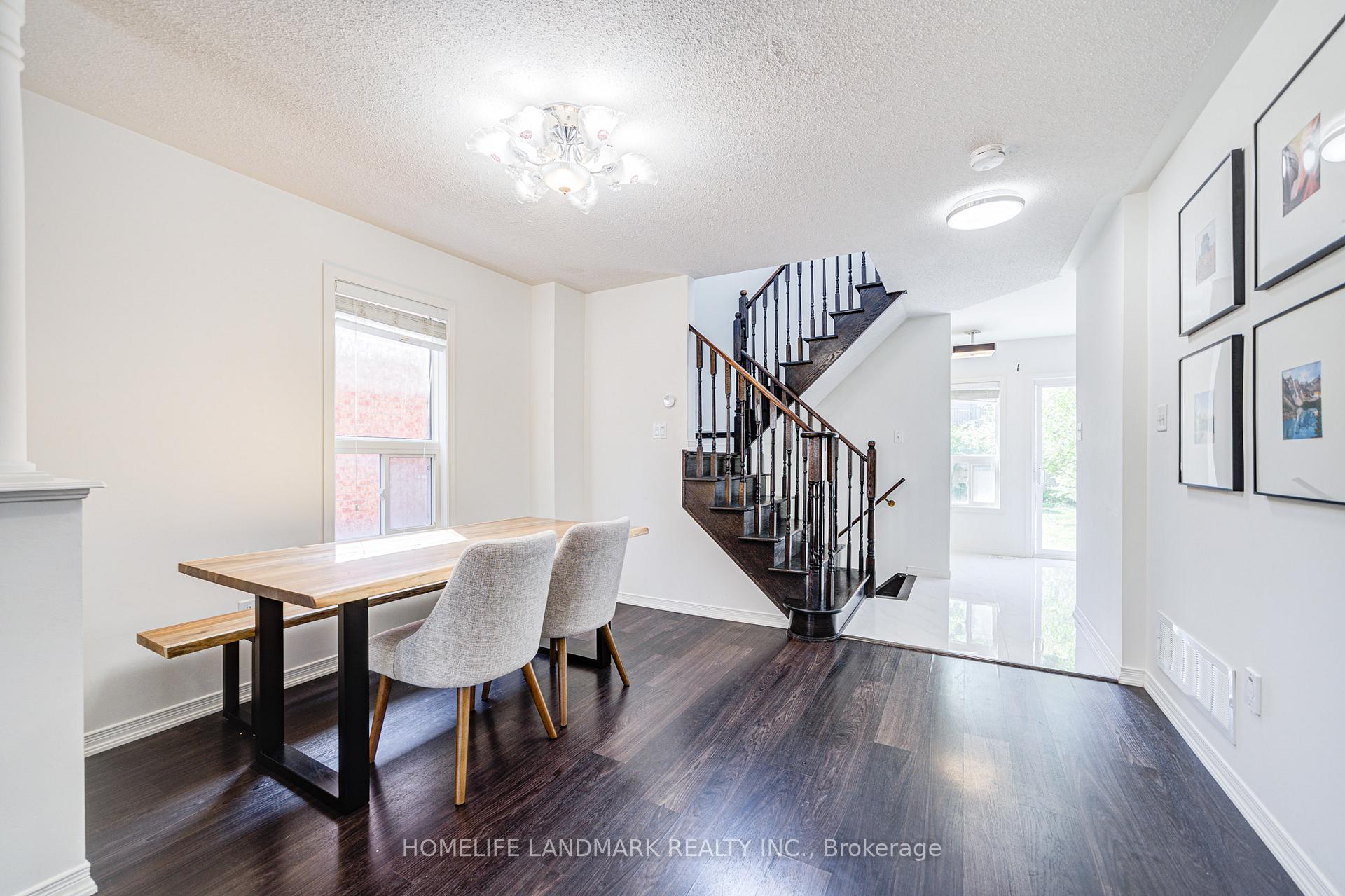 Photo 4 of 55 Lewis Honey Drive, Aurora, Bayview Northeast — HOMEH