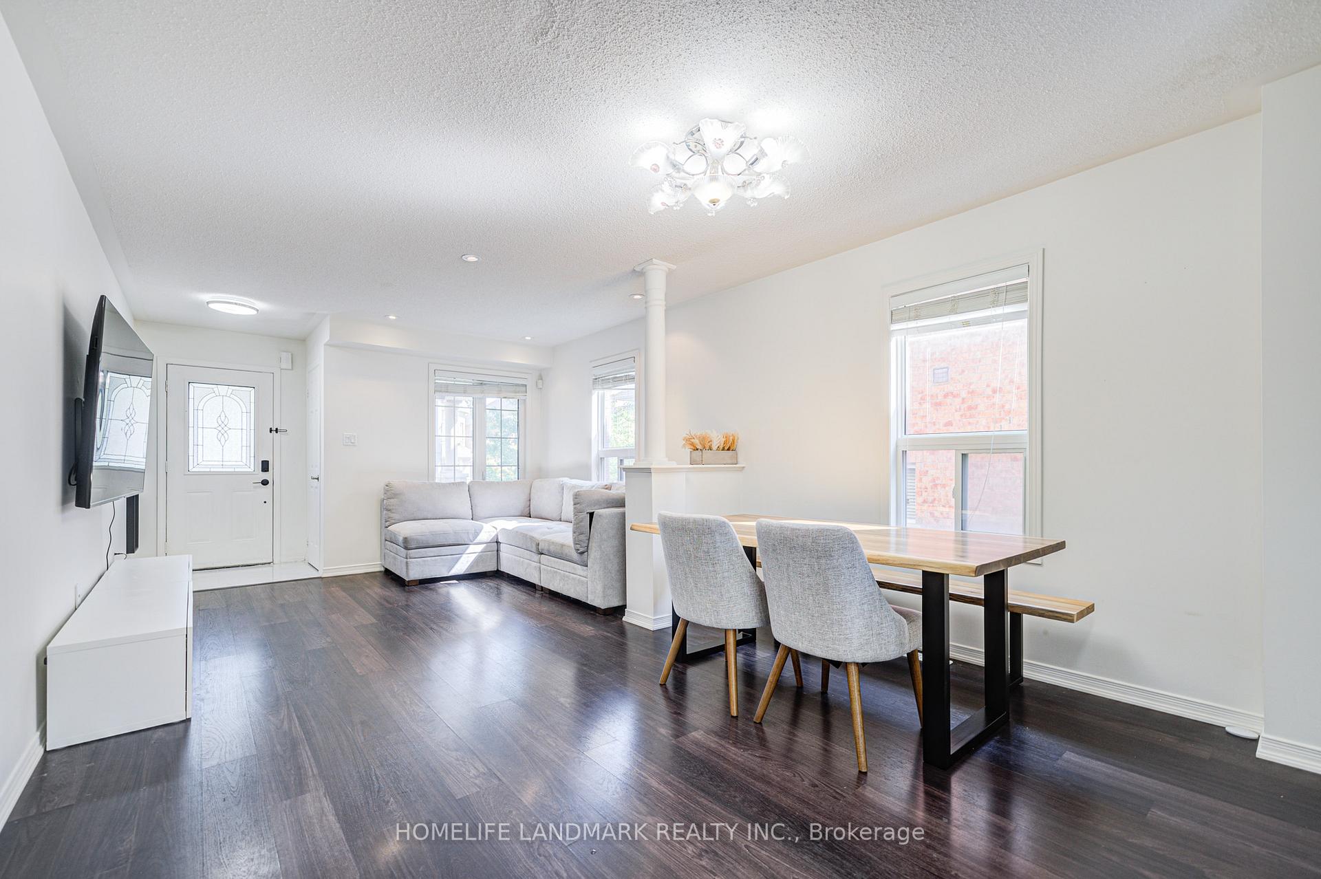 Photo 6 of 55 Lewis Honey Drive, Aurora, Bayview Northeast — HOMEH