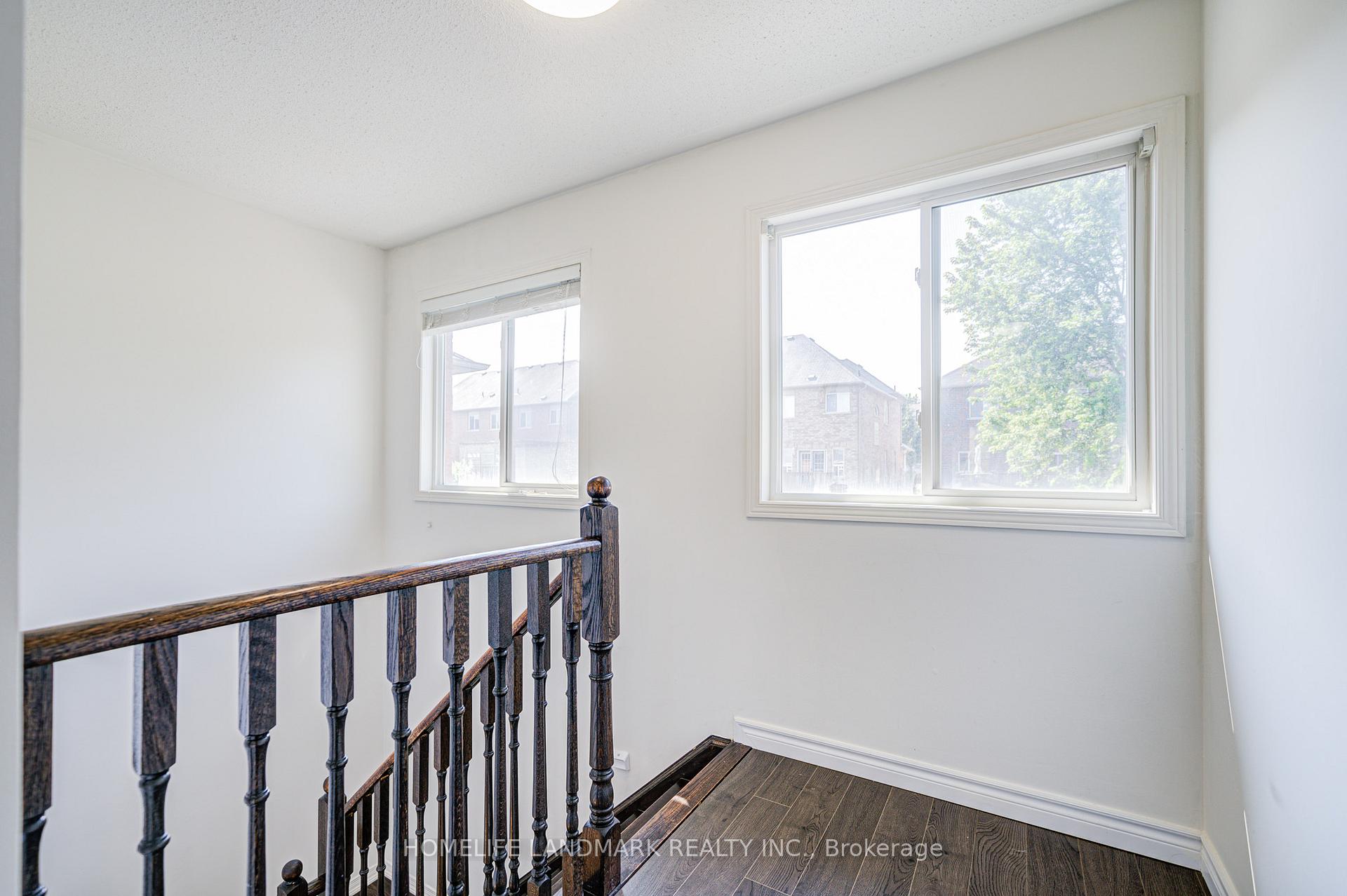 Photo 16 of 55 Lewis Honey Drive, Aurora, Bayview Northeast — HOMEH