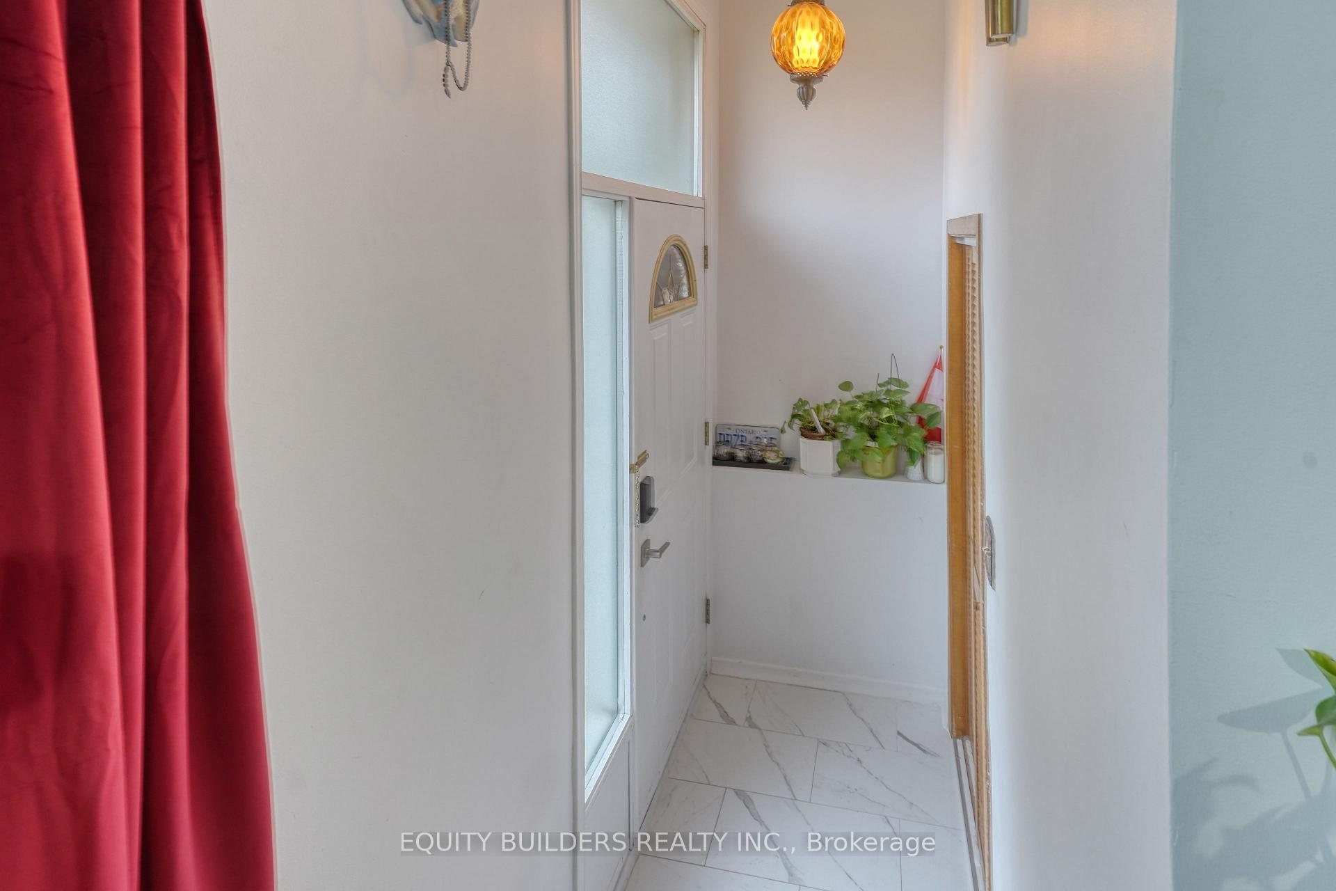 Photo 6 of 1340 Cedar Street W, Oshawa, Lakeview — HOMEH