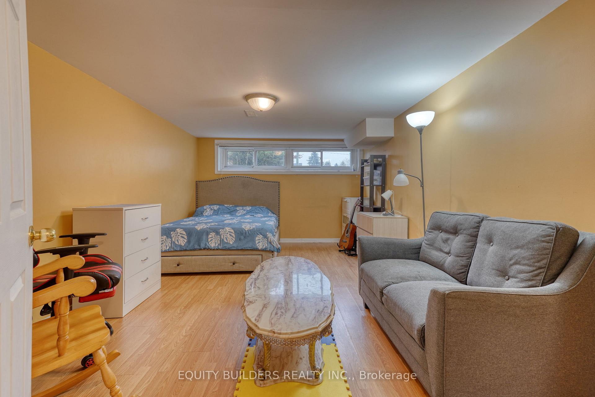 Photo 21 of 1340 Cedar Street W, Oshawa, Lakeview — HOMEH