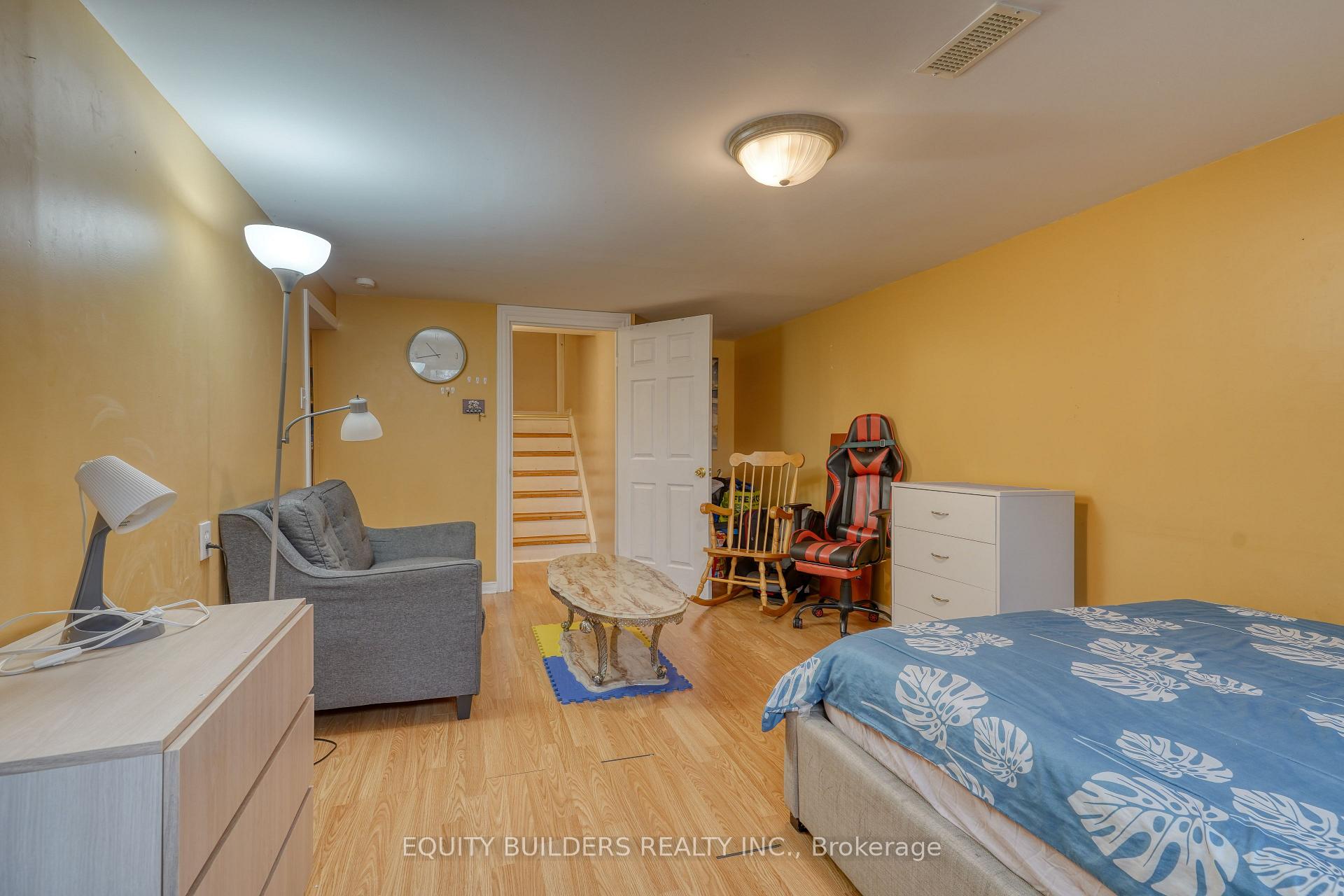 Photo 22 of 1340 Cedar Street W, Oshawa, Lakeview — HOMEH