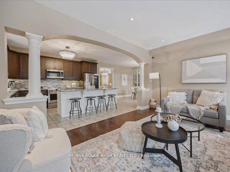 Photo 12 of 25 Jarrow Crescent, Whitby, Brooklin — HOMEH