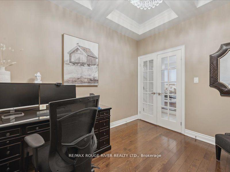 Photo 15 of 25 Jarrow Crescent, Whitby, Brooklin — HOMEH