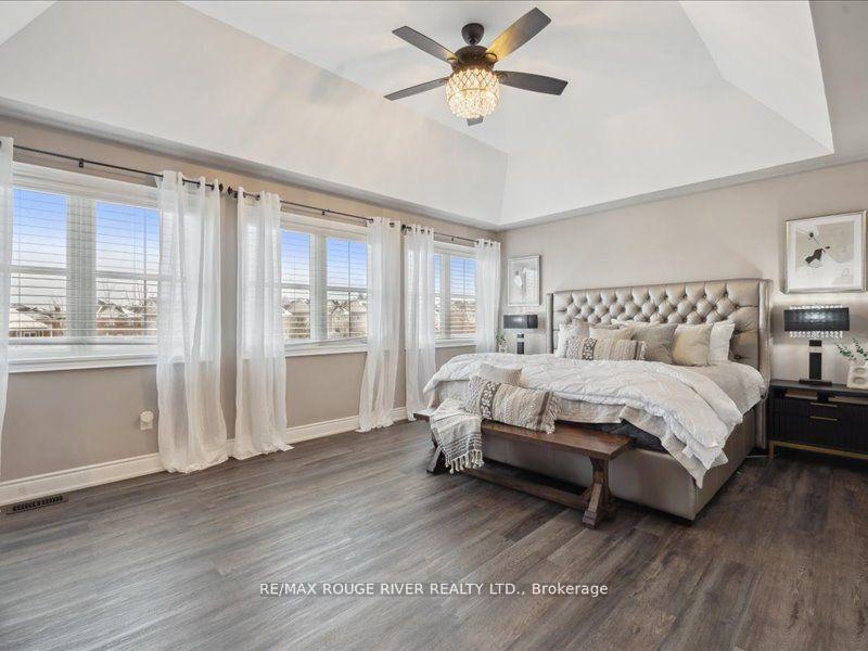 Photo 17 of 25 Jarrow Crescent, Whitby, Brooklin — HOMEH