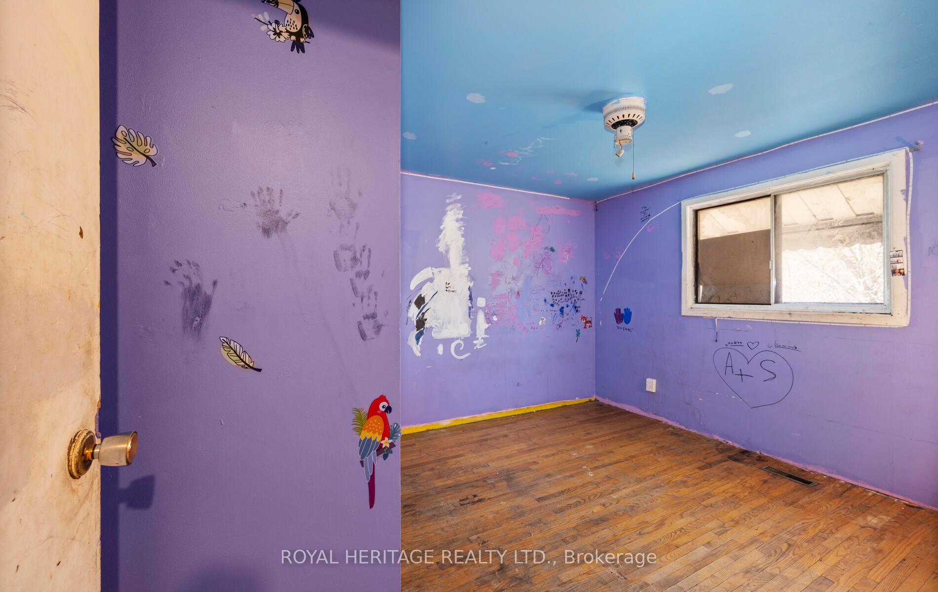 Photo 11 of 402 Harcourt Drive, Oshawa, Donevan — HOMEH
