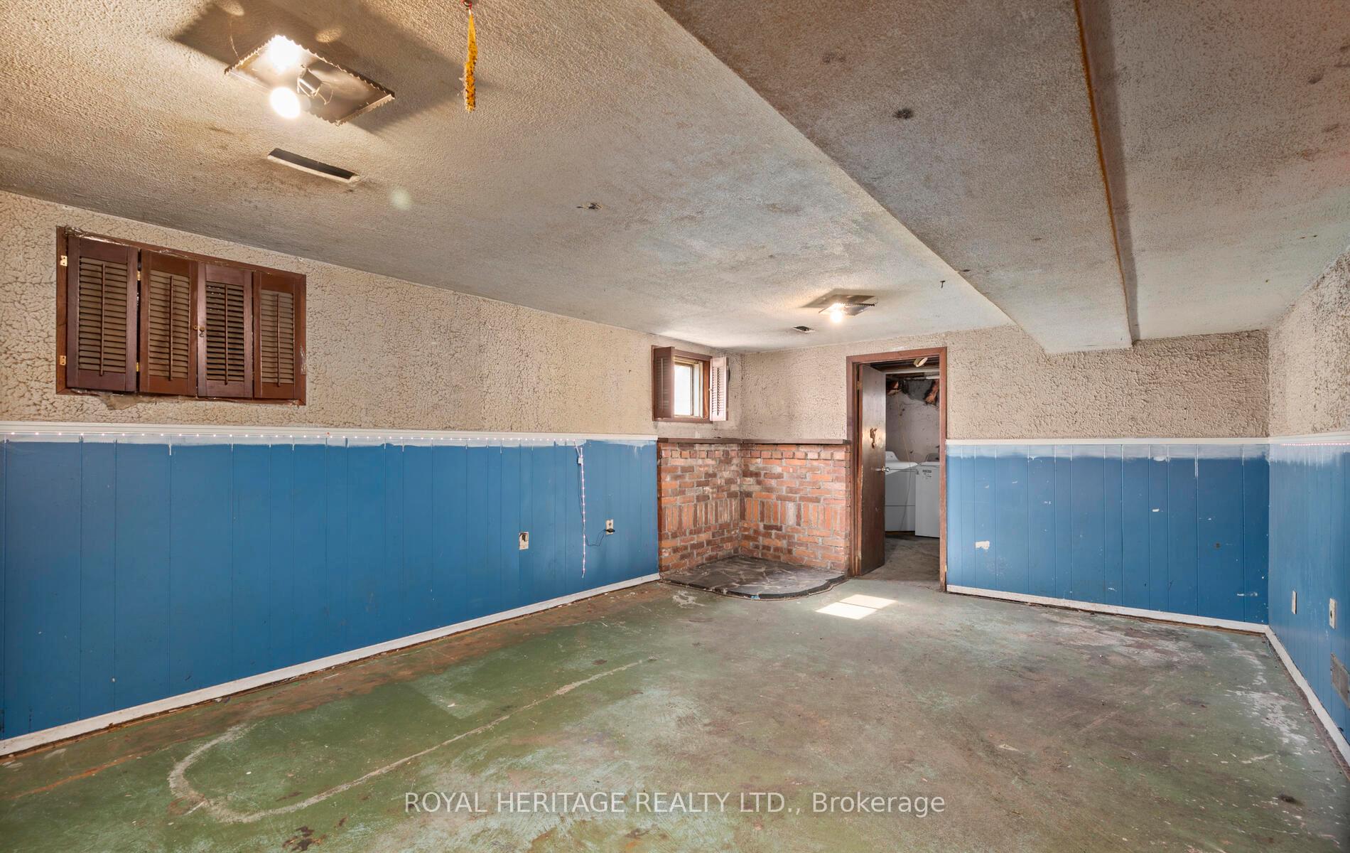Photo 15 of 402 Harcourt Drive, Oshawa, Donevan — HOMEH