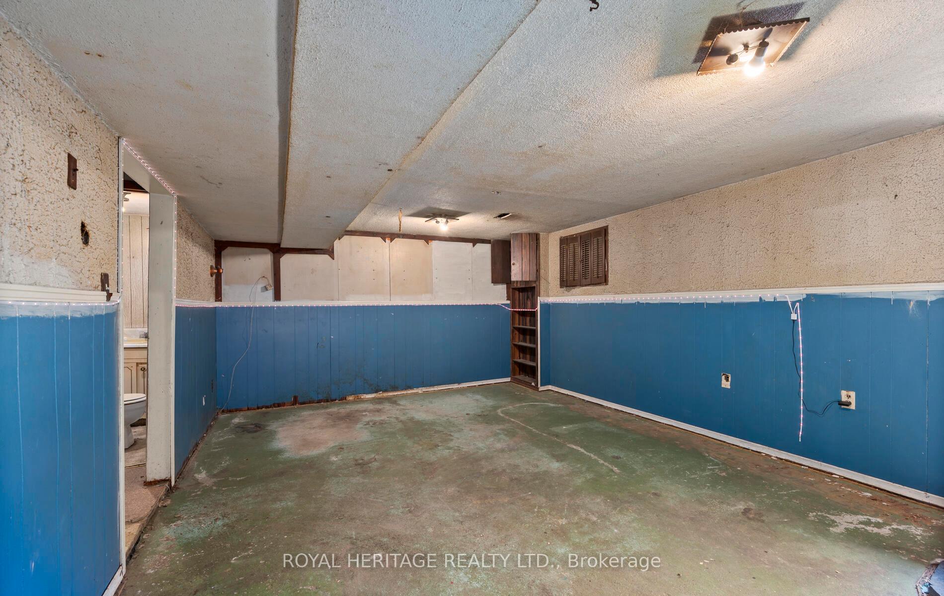 Photo 16 of 402 Harcourt Drive, Oshawa, Donevan — HOMEH