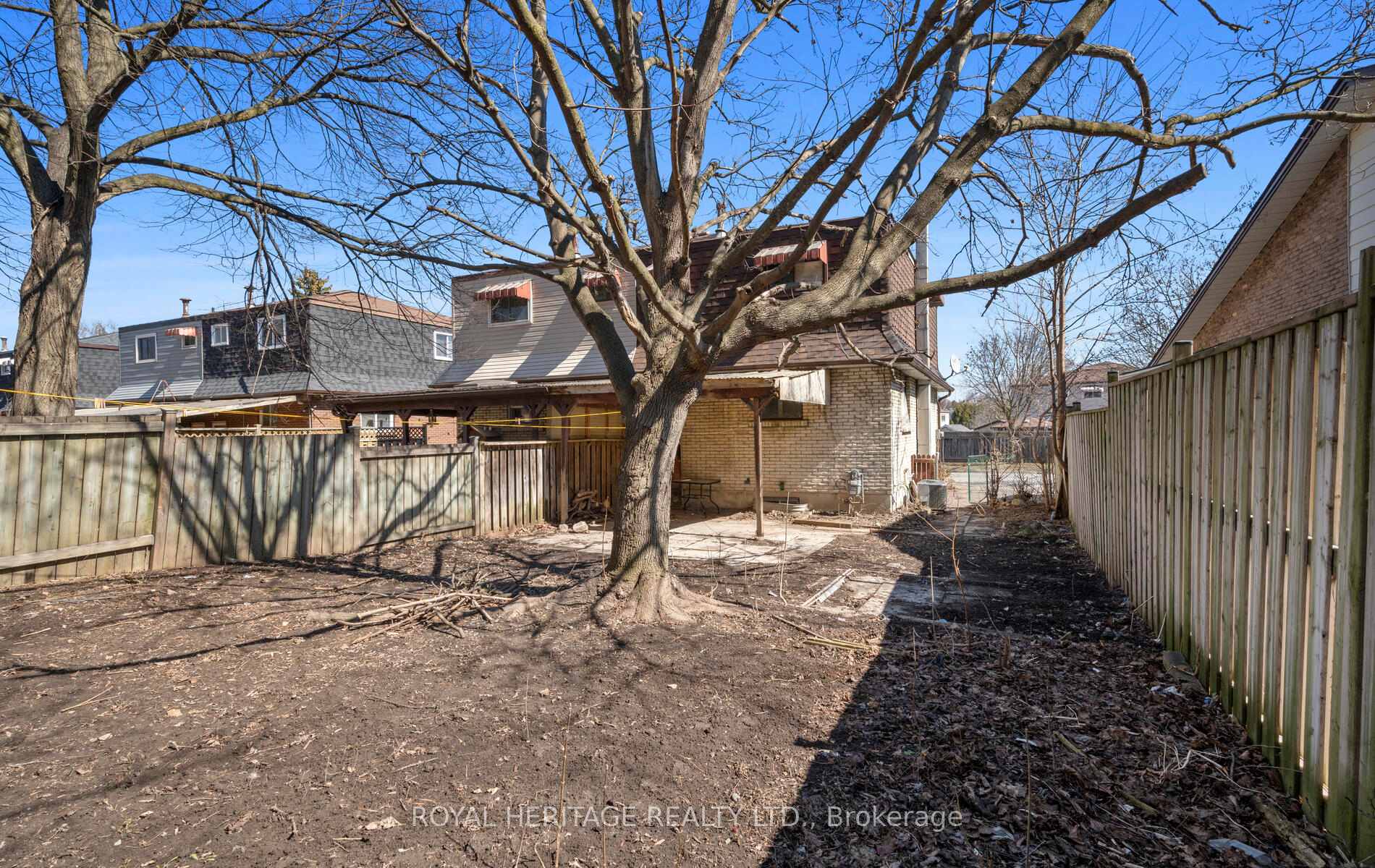 Photo 24 of 402 Harcourt Drive, Oshawa, Donevan — HOMEH