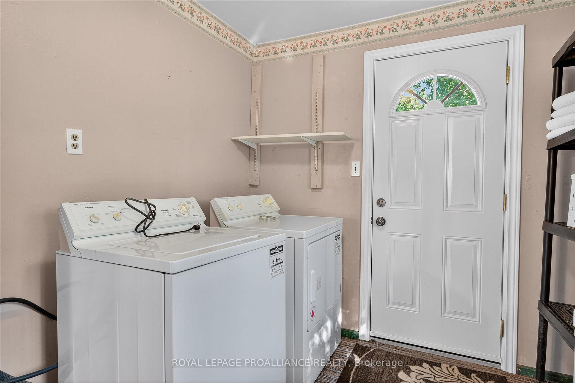 Photo 29 of 664 Gilchrist Street, Peterborough, Northcrest Ward 5 — HOMEH