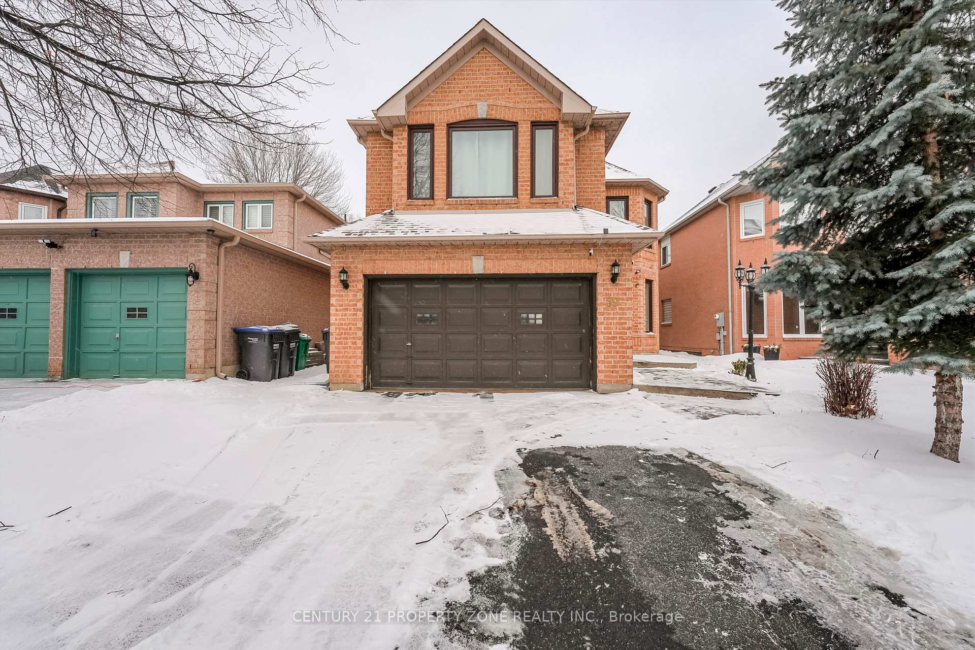 Front of 59 Richwood Crescent