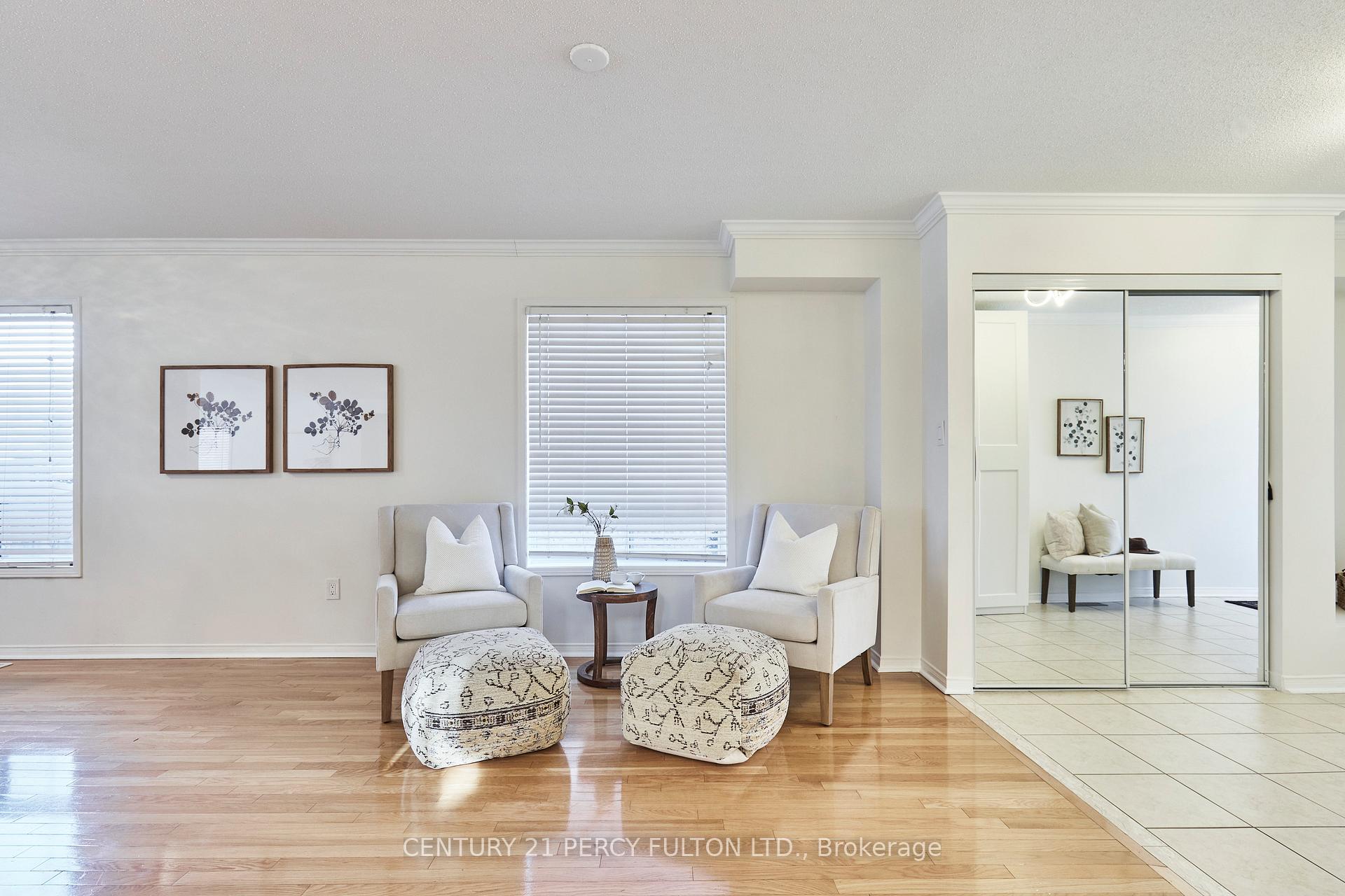 Photo 7 of 9 Gloria Crescent, Whitby, Williamsburg — HOMEH