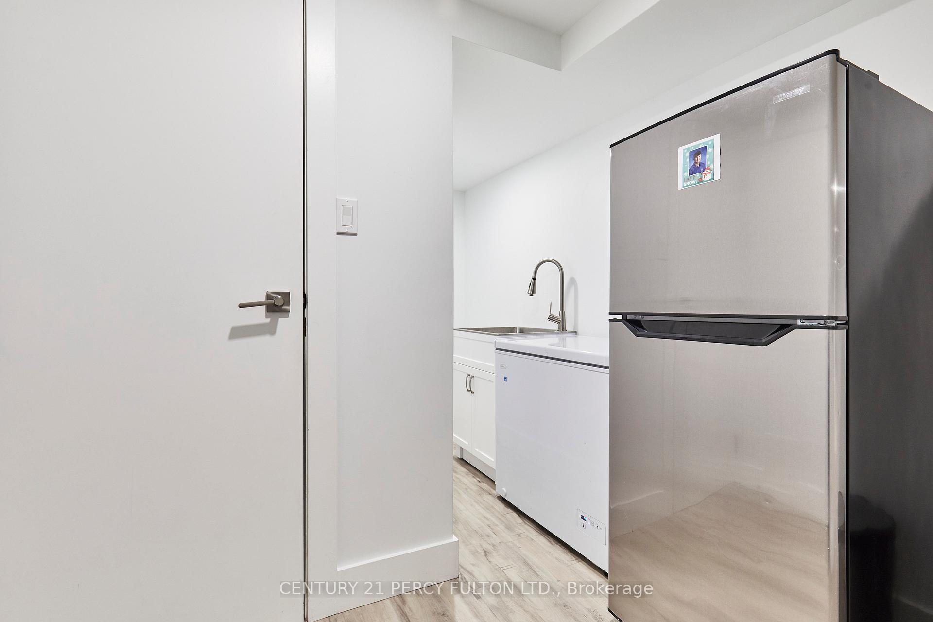 Photo 32 of 9 Gloria Crescent, Whitby, Williamsburg — HOMEH