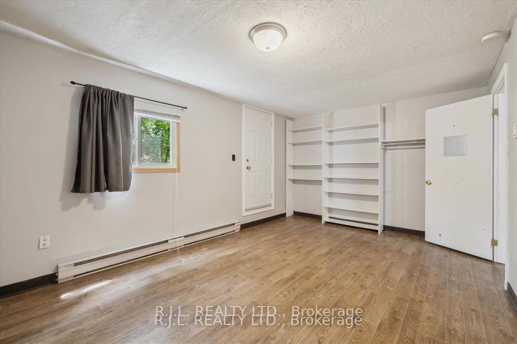 Photo 17 of 1675 Applewood Crescent, Peterborough, Monaghan Ward 2 — HOMEH
