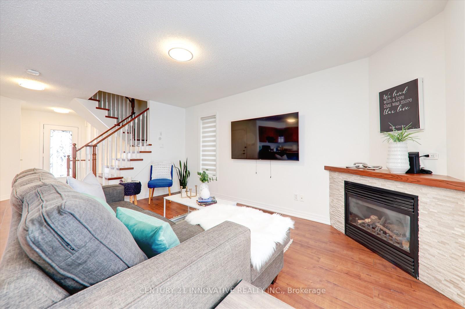 Photo 9 of 88 Donlevy Crescent, Whitby, Taunton North — HOMEH