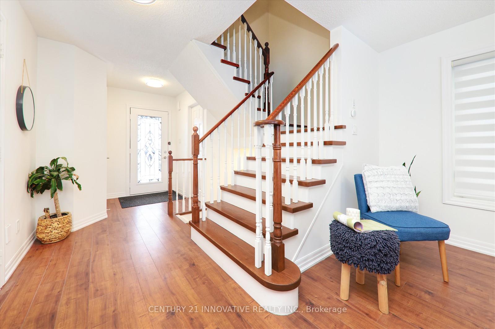 Photo 15 of 88 Donlevy Crescent, Whitby, Taunton North — HOMEH