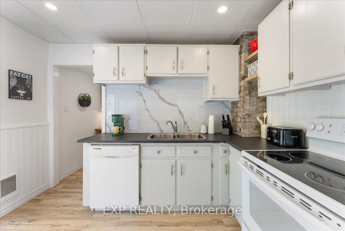 Photo 13 of 1022 Monaghan Road, Peterborough, Town Ward 3 — HOMEH