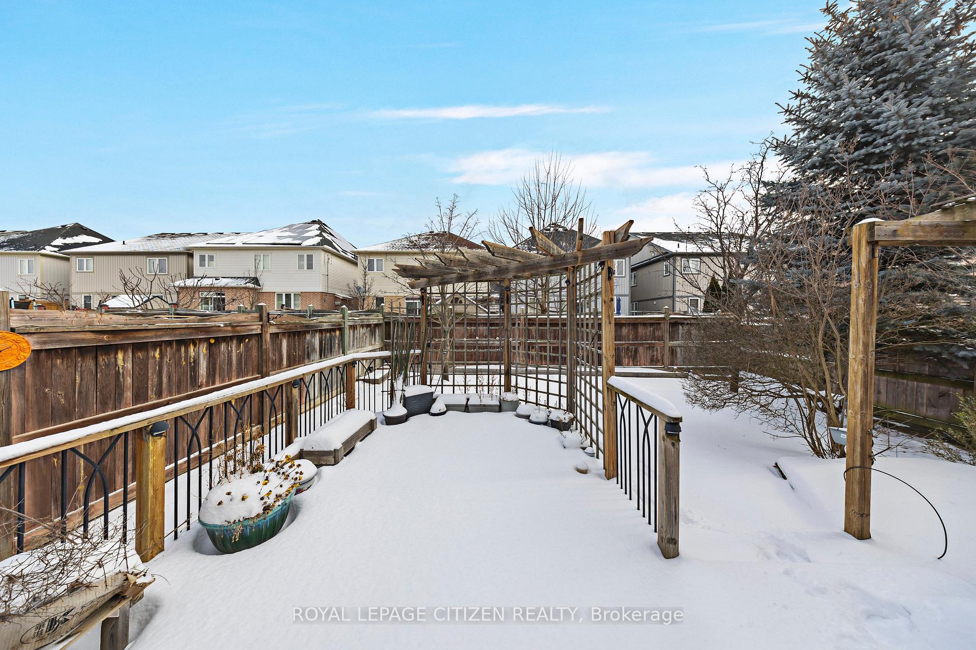 Photo 3 of 65 Chatterson Street, Whitby, Rolling Acres — HOMEH