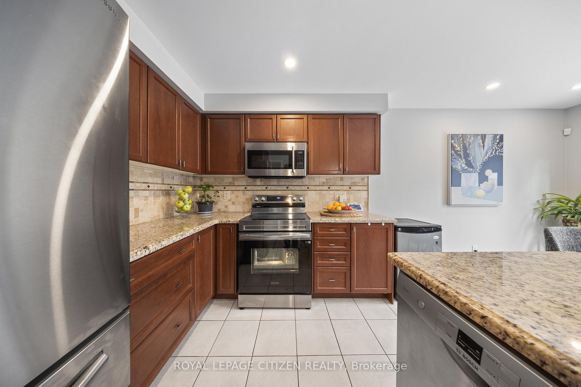 Photo 12 of 65 Chatterson Street, Whitby, Rolling Acres — HOMEH
