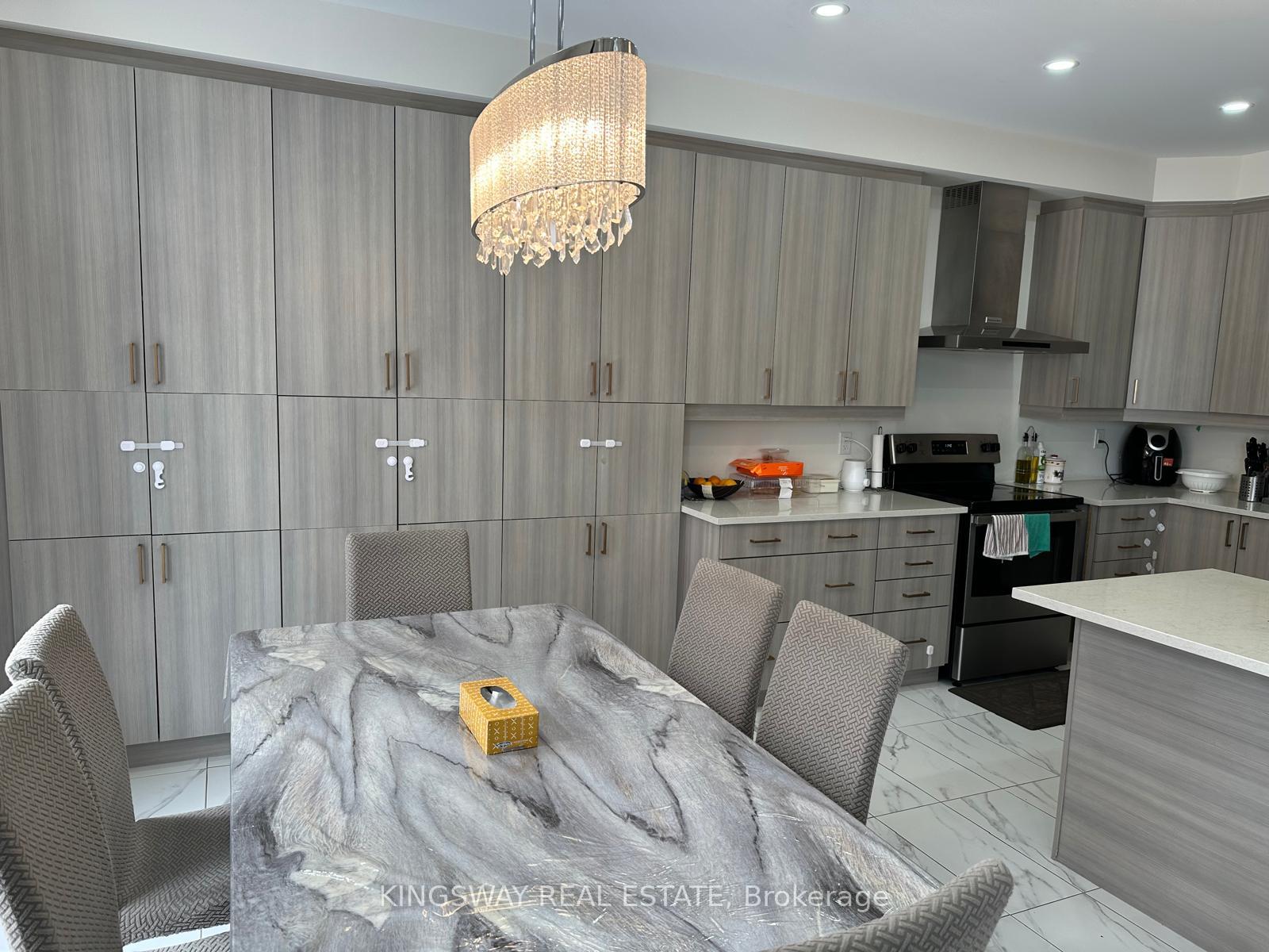 Photo 5 of 2572 Wintergrace Avenue, Oshawa, Windfields — HOMEH