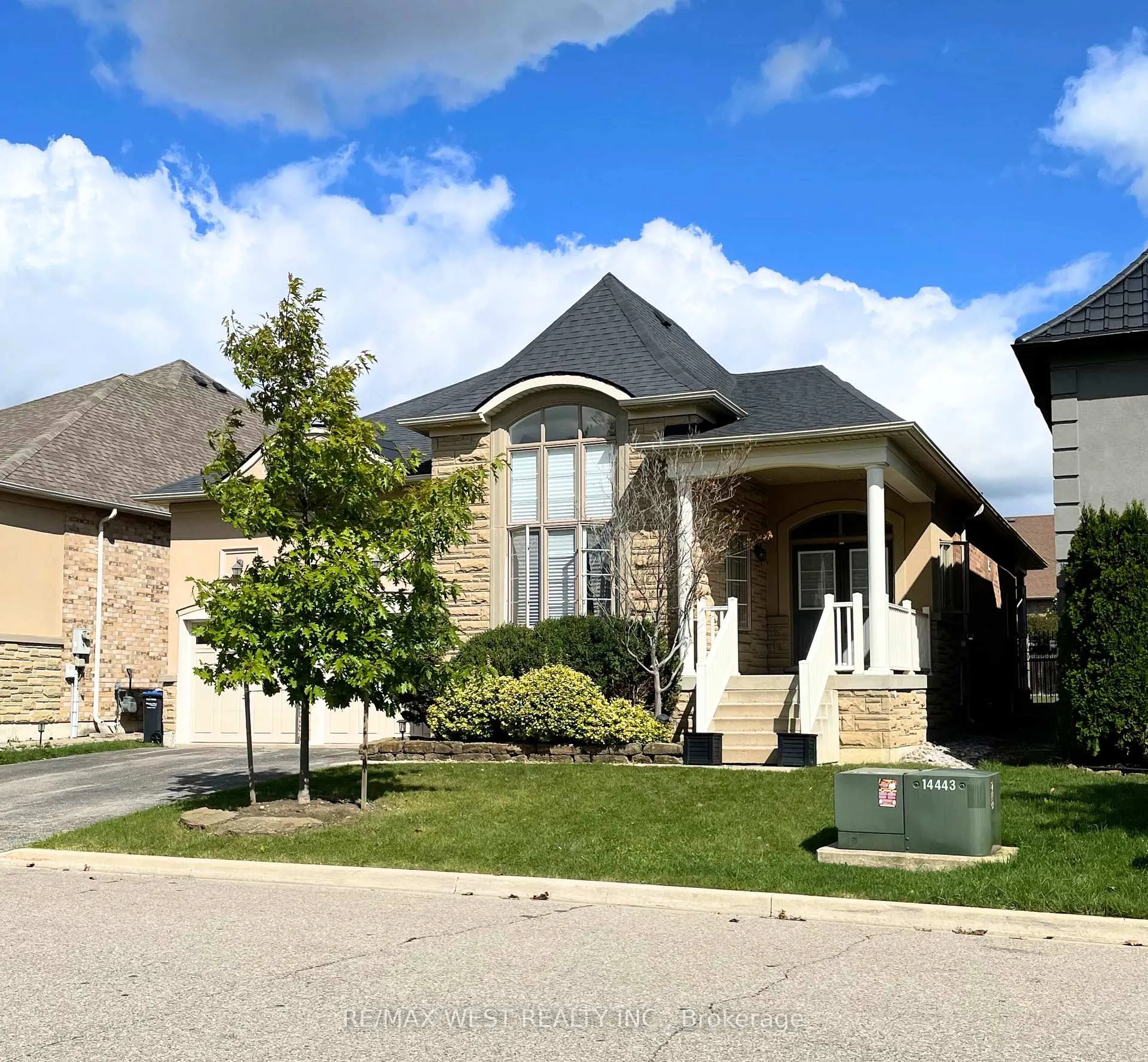Photo 4 of 9 Odeon Street, Brampton, Vales of Castlemore North — HOMEH