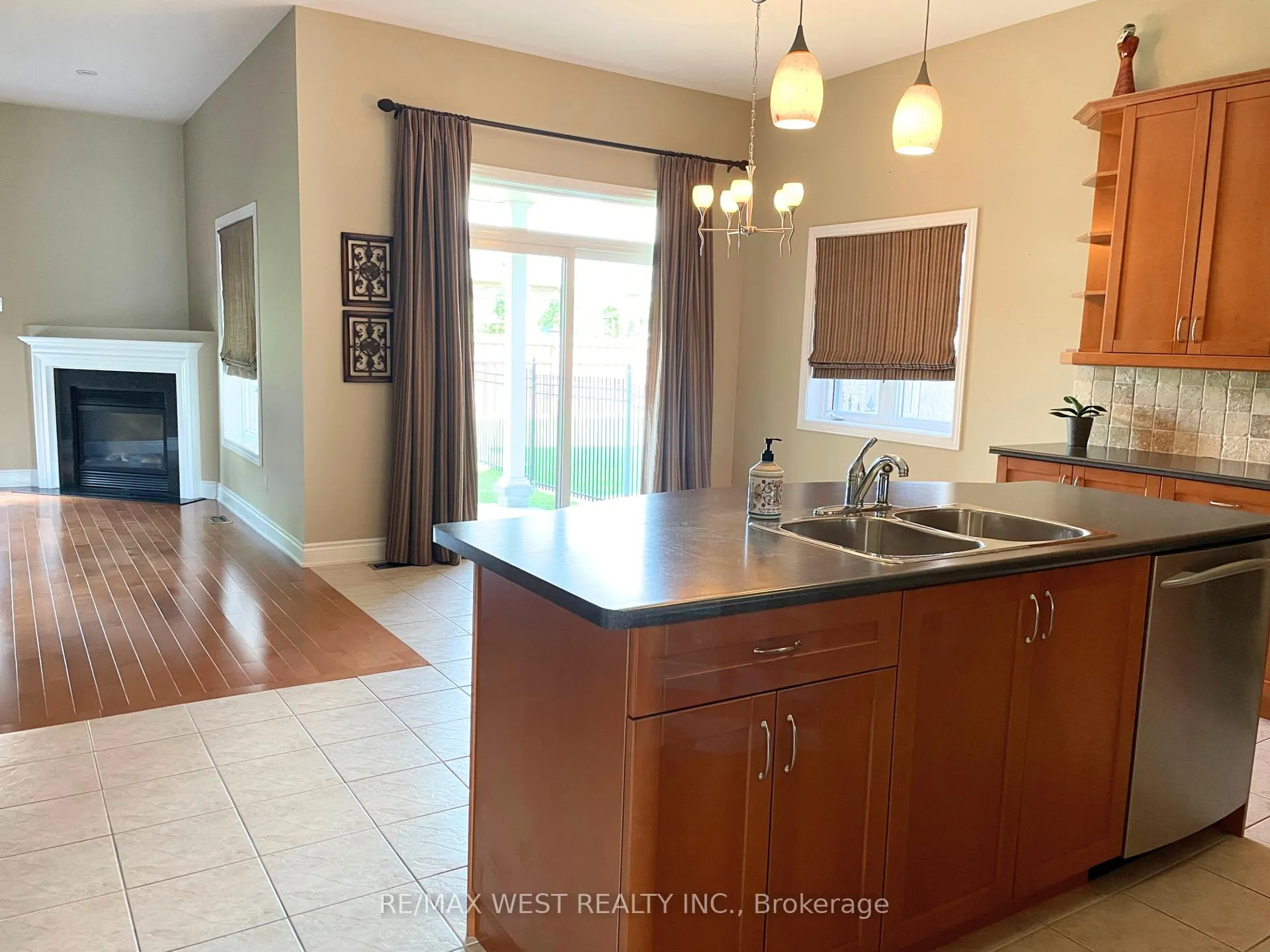 Photo 10 of 9 Odeon Street, Brampton, Vales of Castlemore North — HOMEH