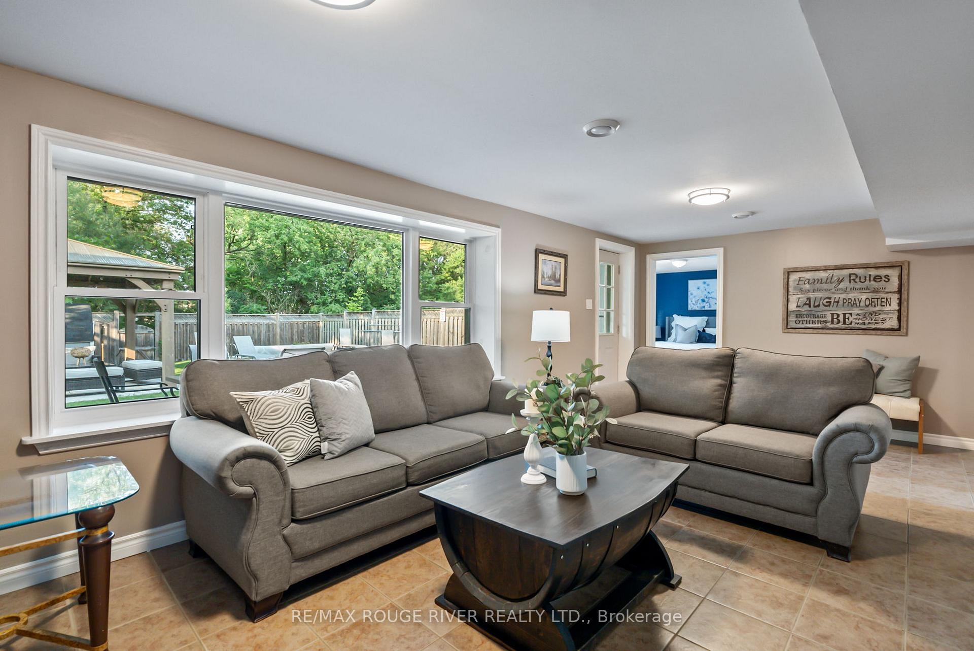 Photo 25 of 386 Hillcroft Street, Oshawa, O'Neill — HOMEH