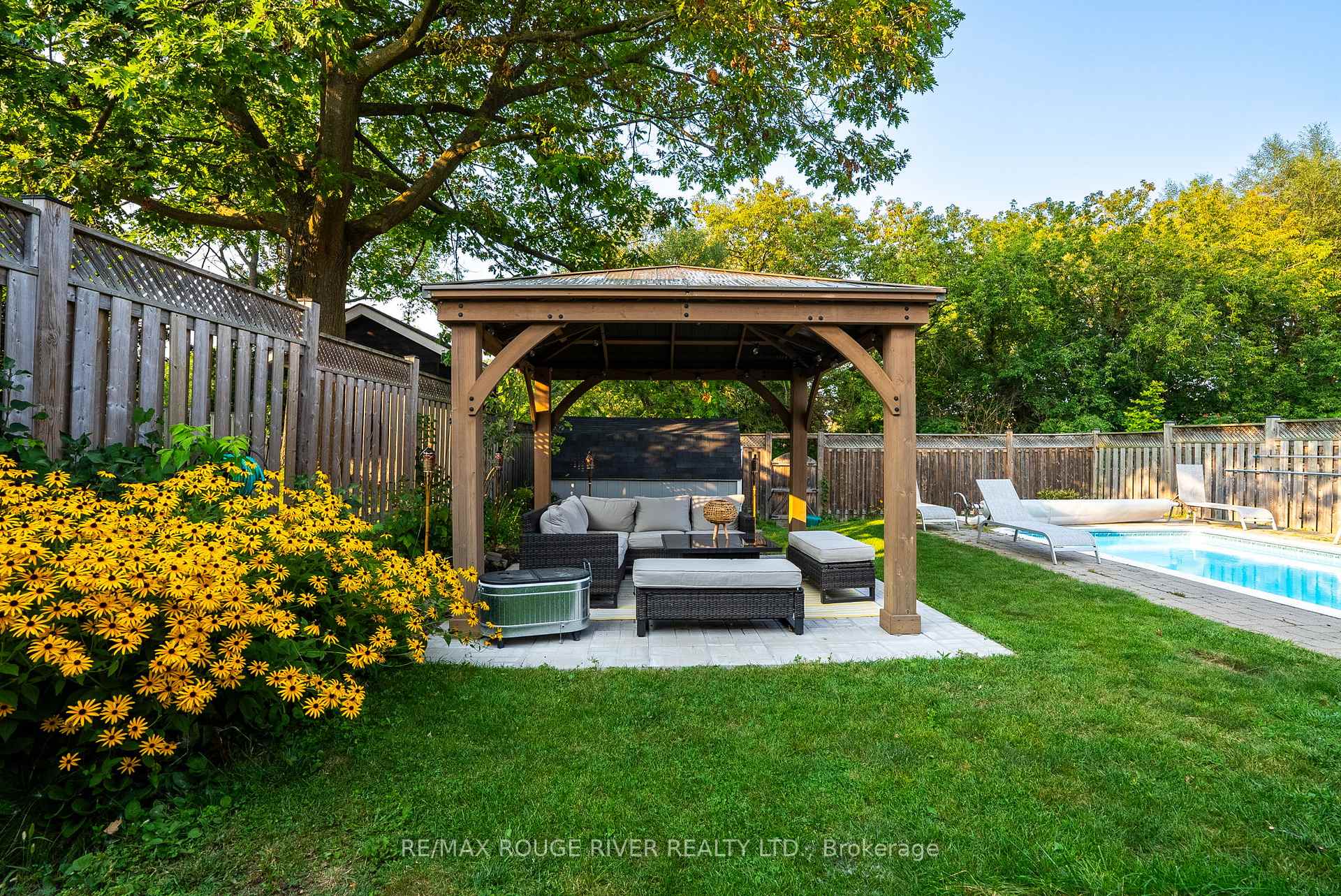 Photo 33 of 386 Hillcroft Street, Oshawa, O'Neill — HOMEH