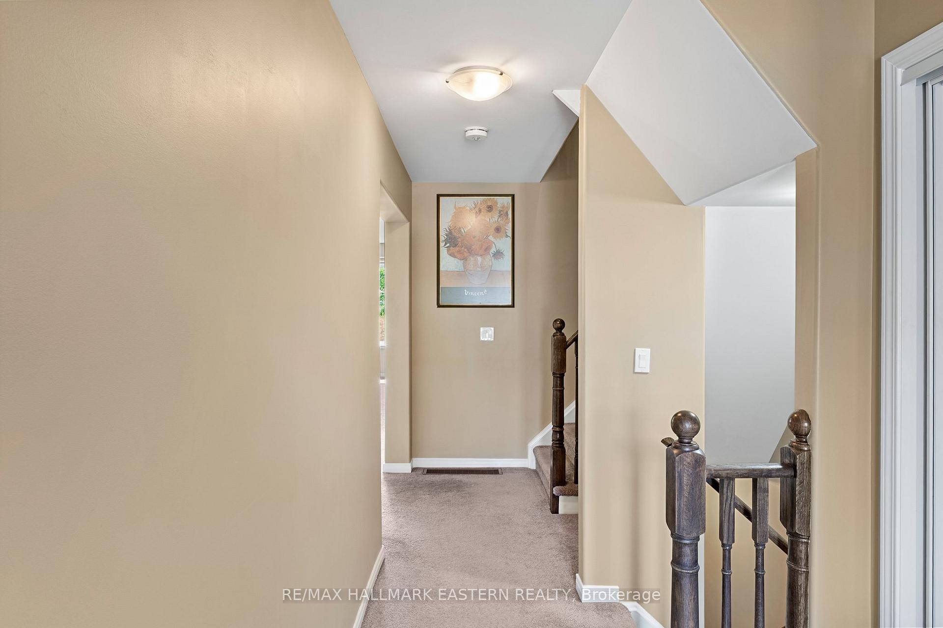 Photo 3 of 1649 Hetherington Drive, Peterborough, Northcrest Ward 5 — HOMEH