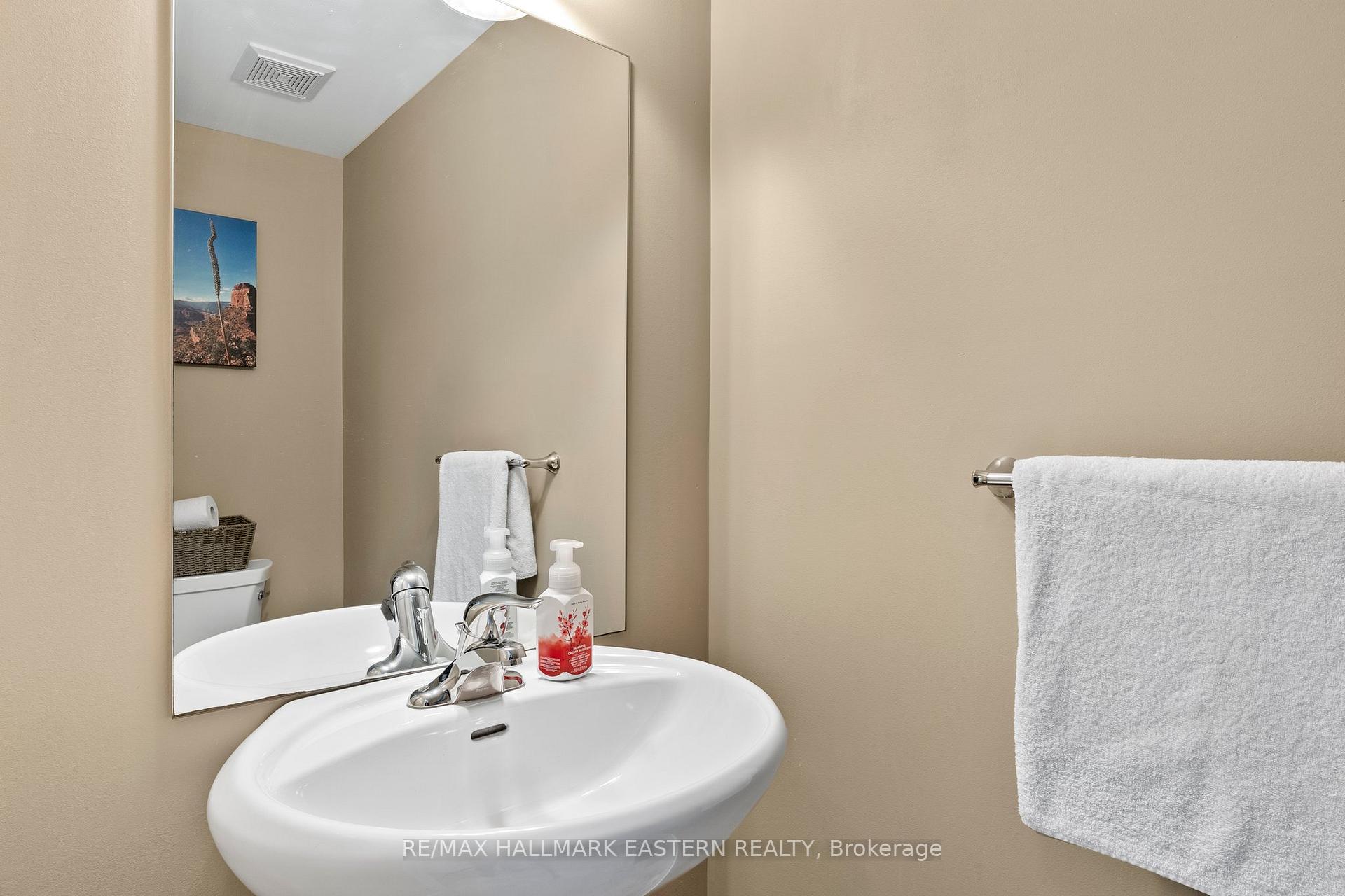 Photo 14 of 1649 Hetherington Drive, Peterborough, Northcrest Ward 5 — HOMEH