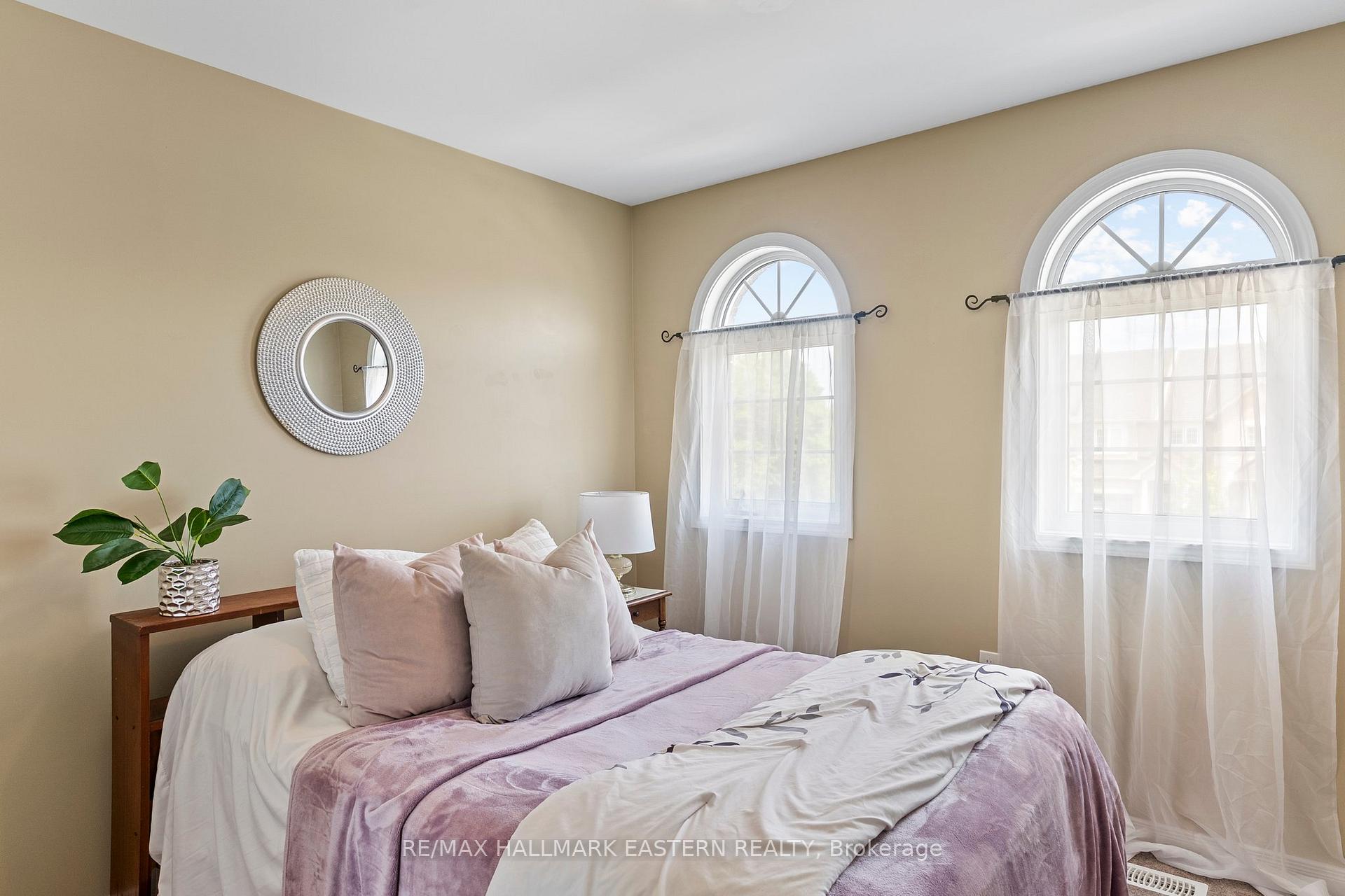 Photo 17 of 1649 Hetherington Drive, Peterborough, Northcrest Ward 5 — HOMEH