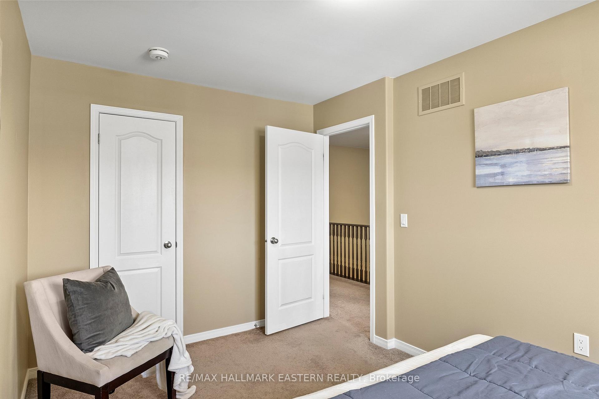 Photo 18 of 1649 Hetherington Drive, Peterborough, Northcrest Ward 5 — HOMEH