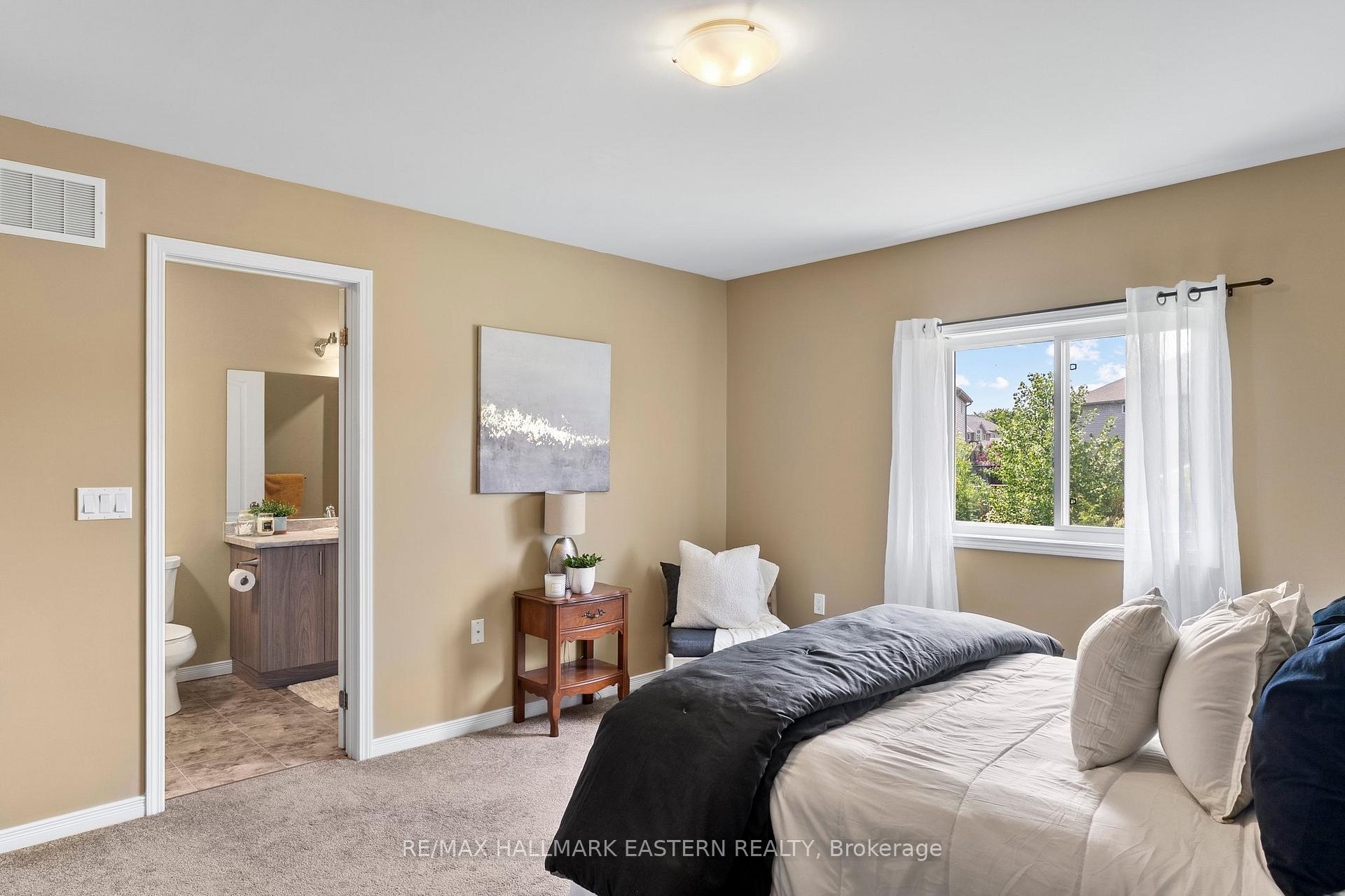 Photo 22 of 1649 Hetherington Drive, Peterborough, Northcrest Ward 5 — HOMEH