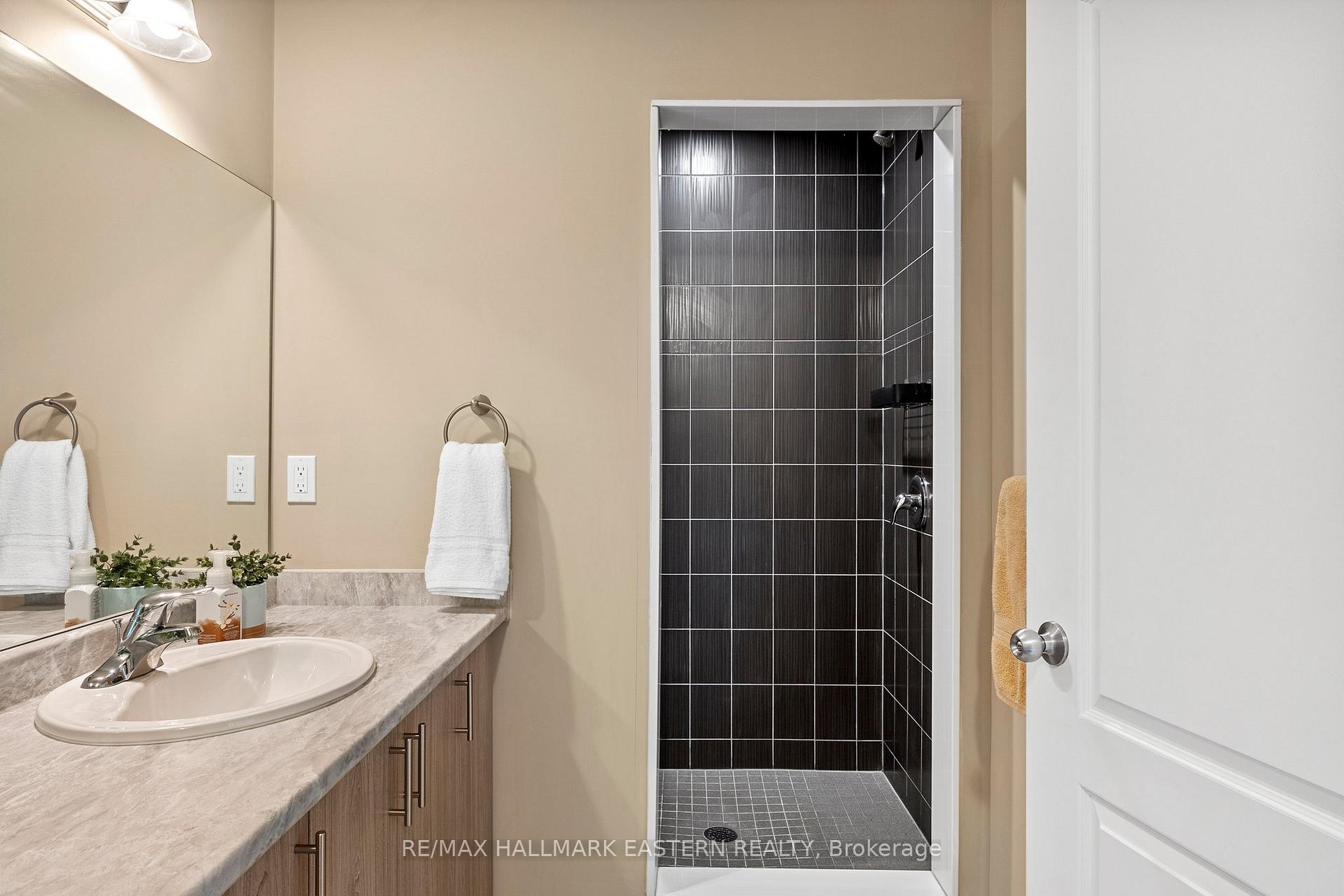 Photo 25 of 1649 Hetherington Drive, Peterborough, Northcrest Ward 5 — HOMEH