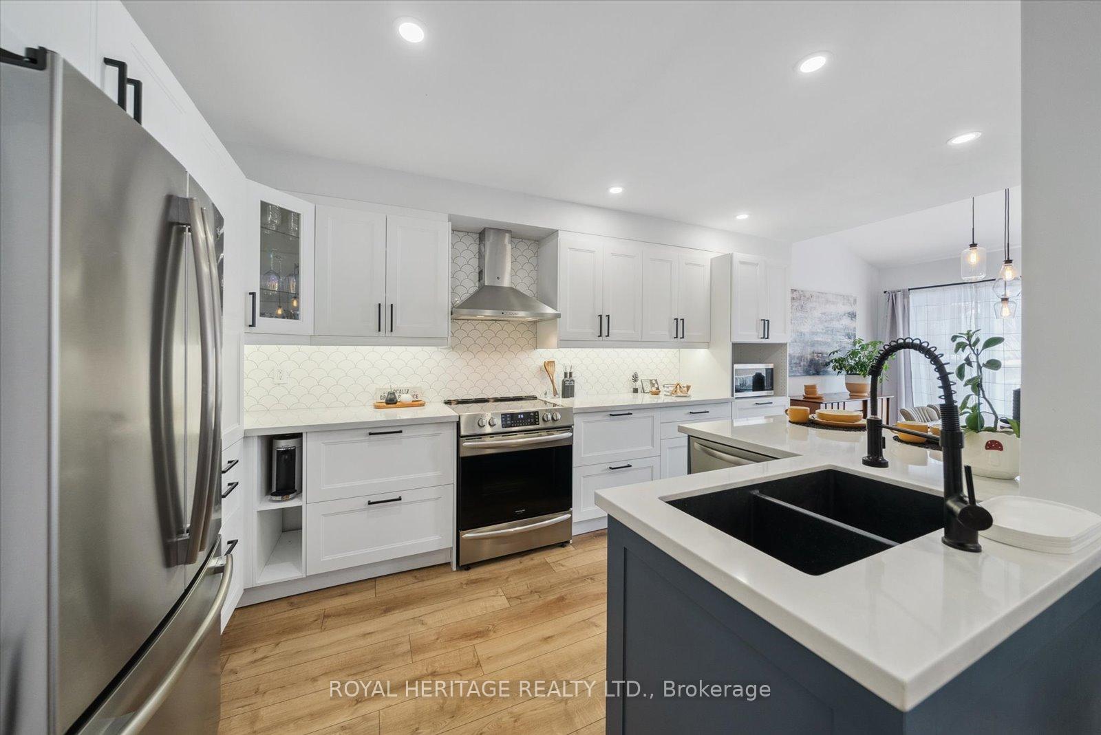 Photo 6 of 64 Zachary Place, Whitby, Brooklin — HOMEH