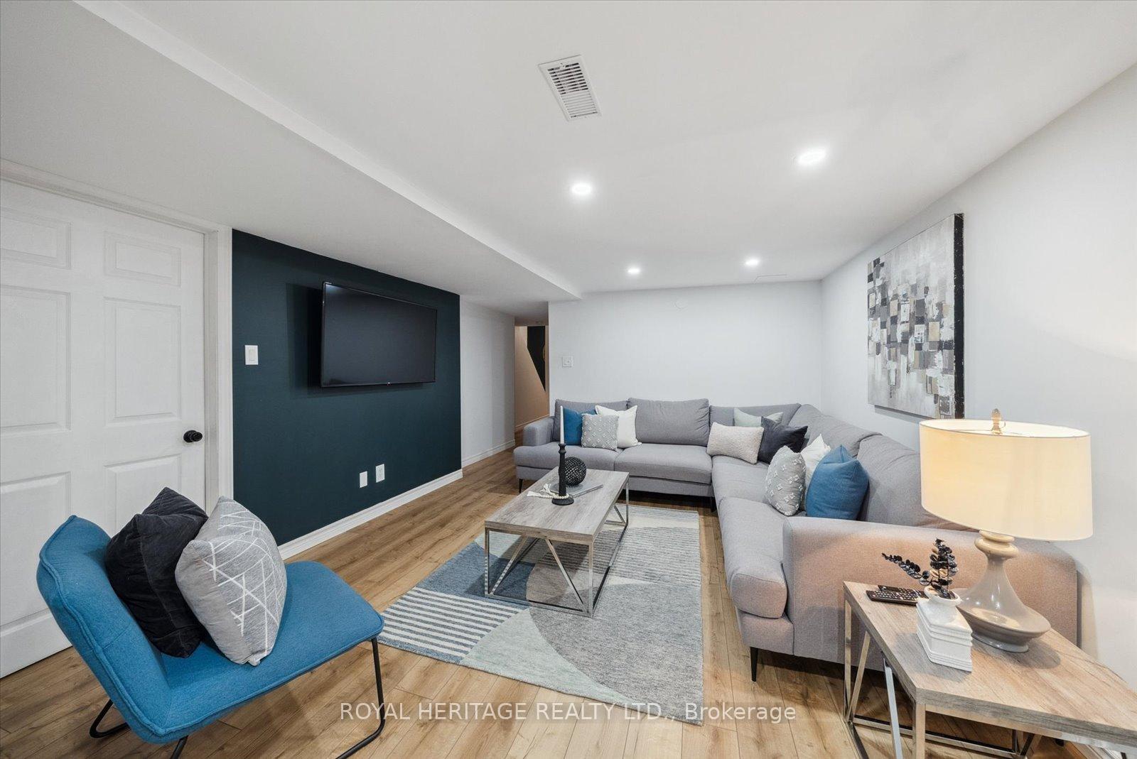 Photo 27 of 64 Zachary Place, Whitby, Brooklin — HOMEH