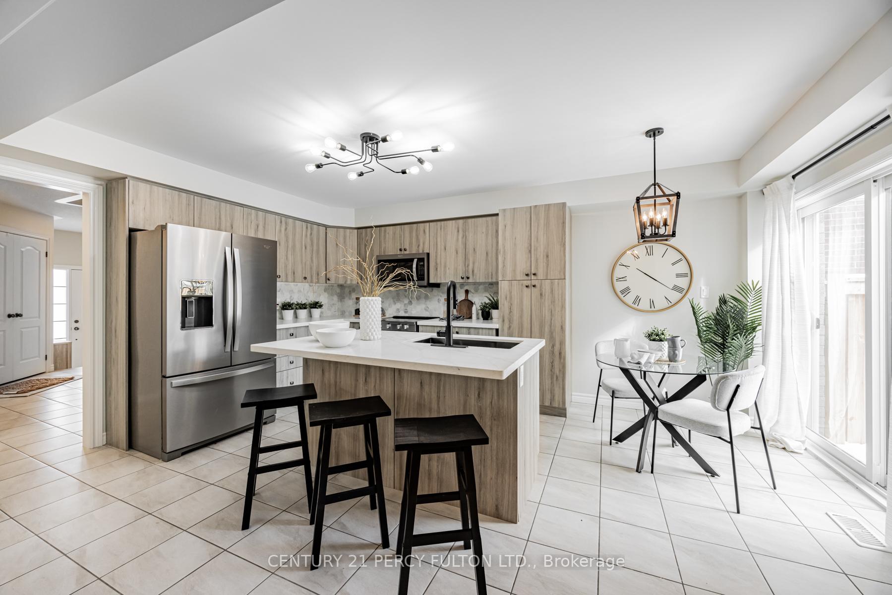 Photo 7 of 1481 Dunedin Crescent, Oshawa, Taunton — HOMEH