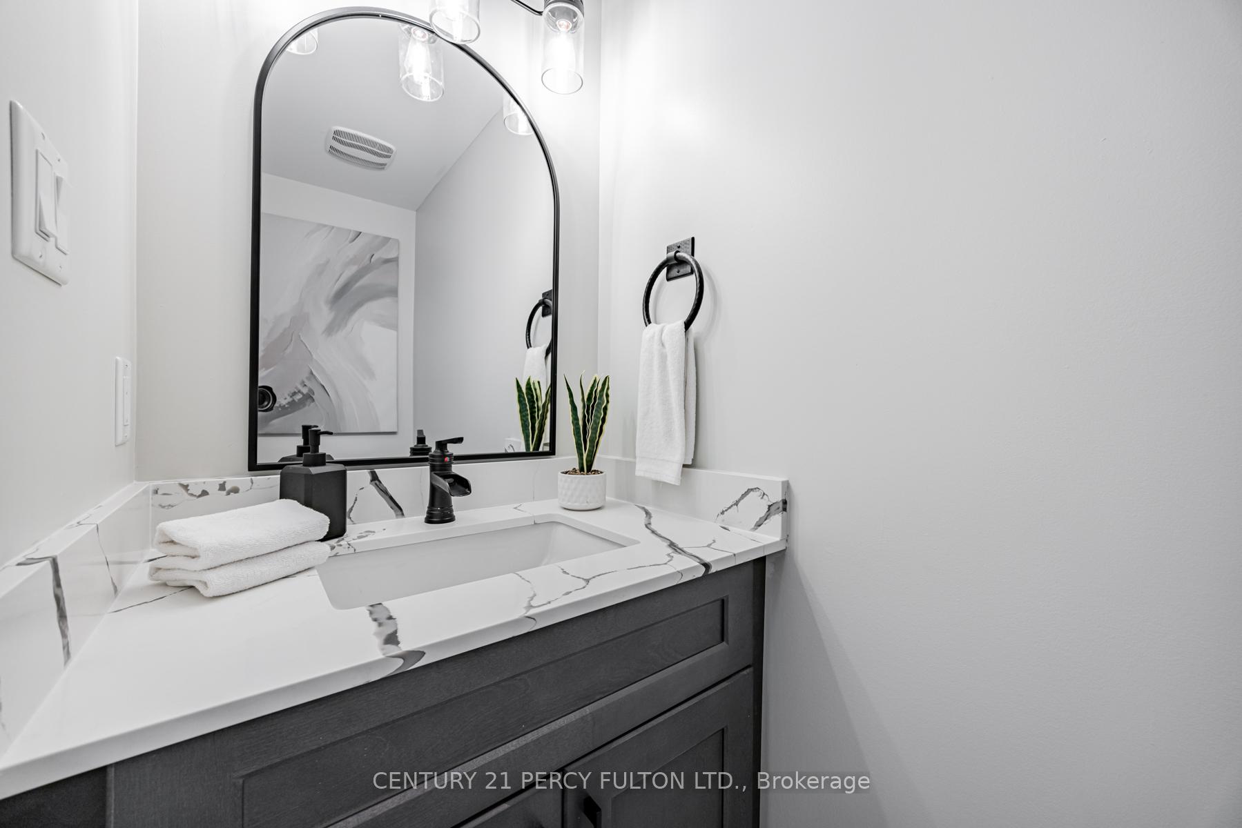Photo 18 of 1481 Dunedin Crescent, Oshawa, Taunton — HOMEH