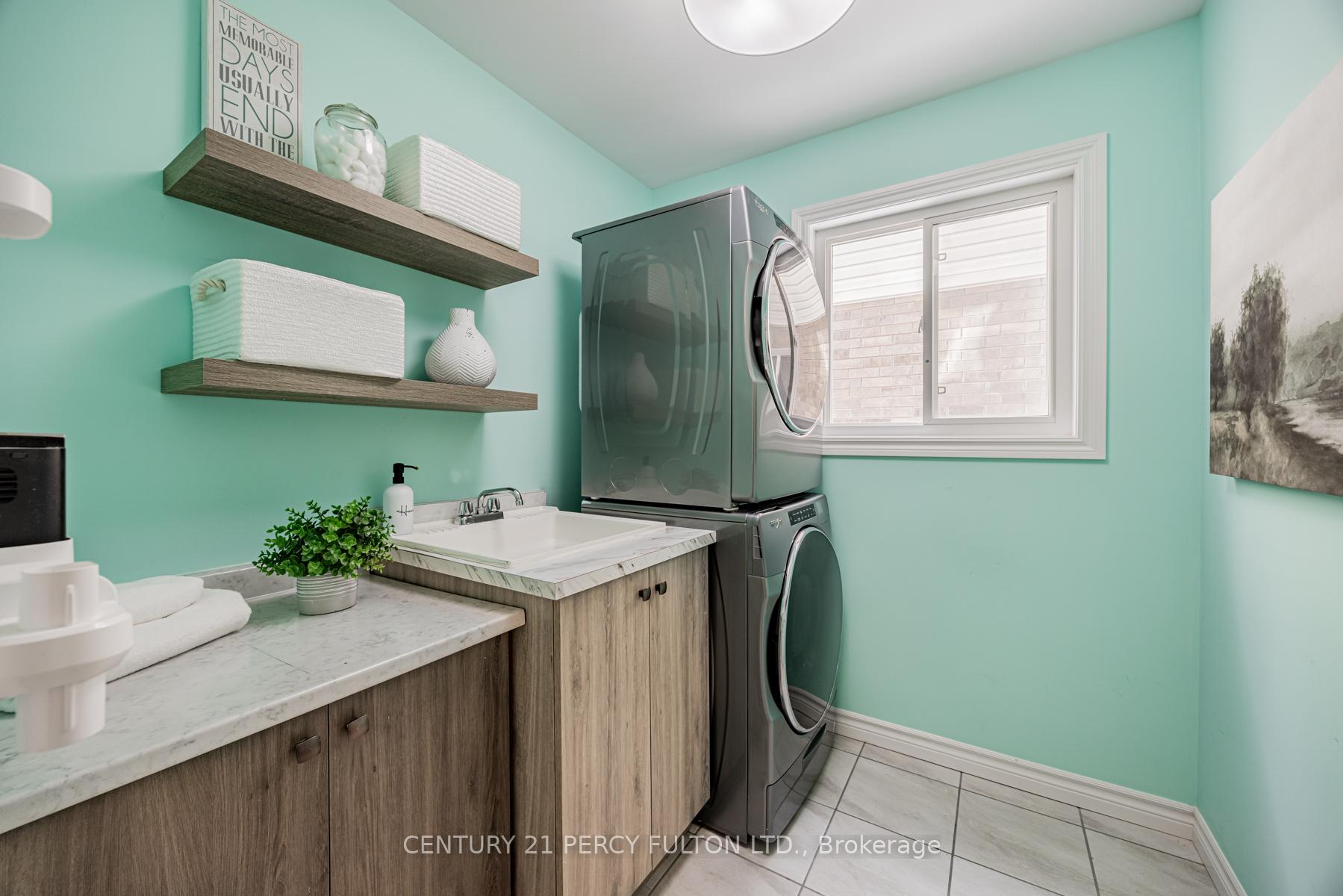 Photo 19 of 1481 Dunedin Crescent, Oshawa, Taunton — HOMEH