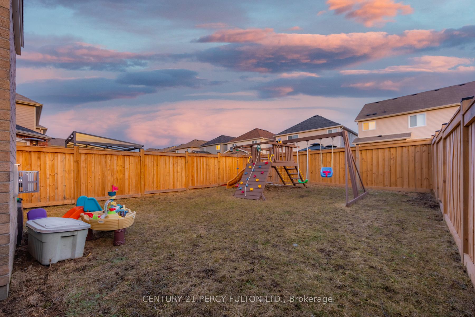 Photo 33 of 1481 Dunedin Crescent, Oshawa, Taunton — HOMEH