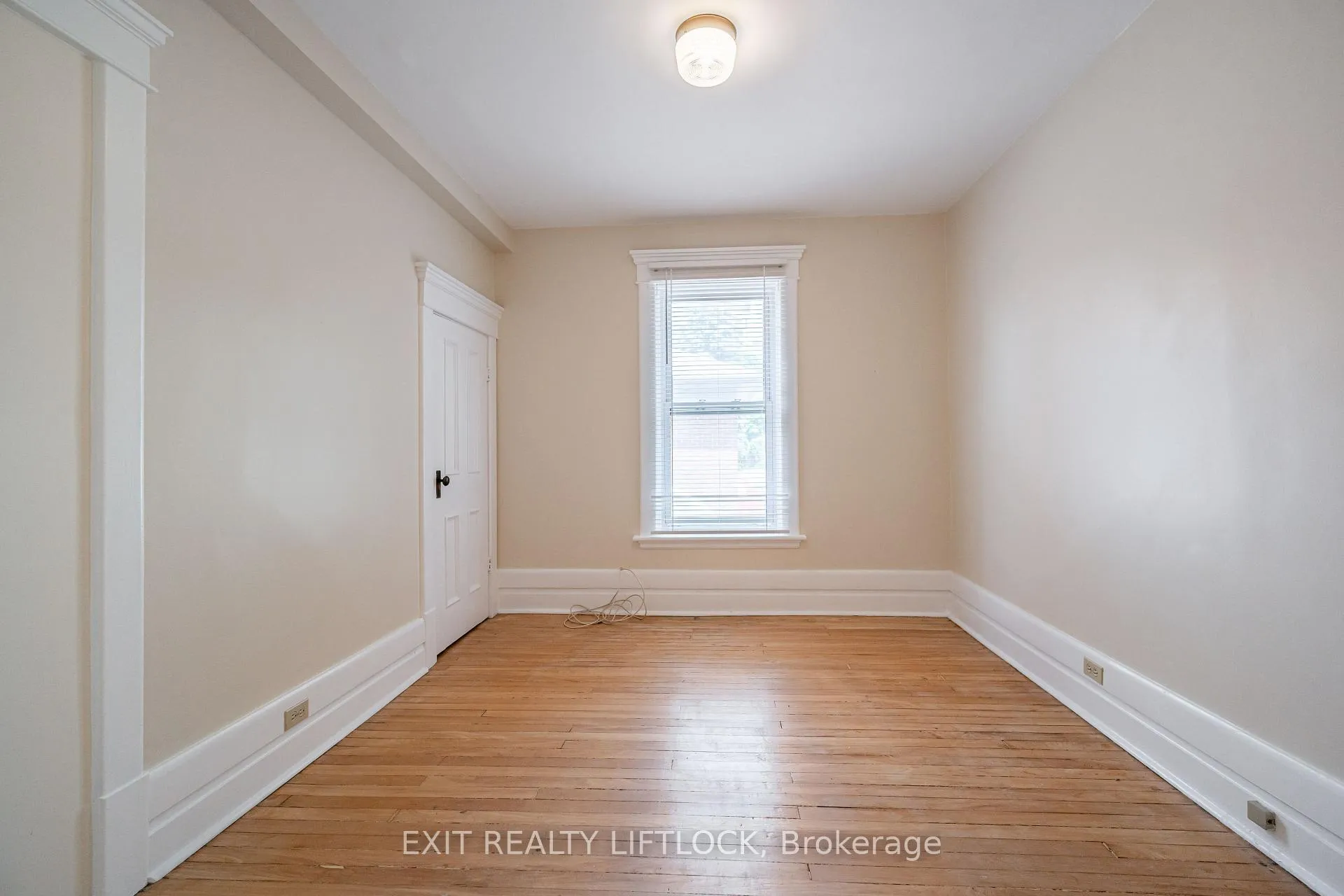 Photo 16 of 141 Hunter Street E, Peterborough, Ashburnham Ward 4 — HOMEH