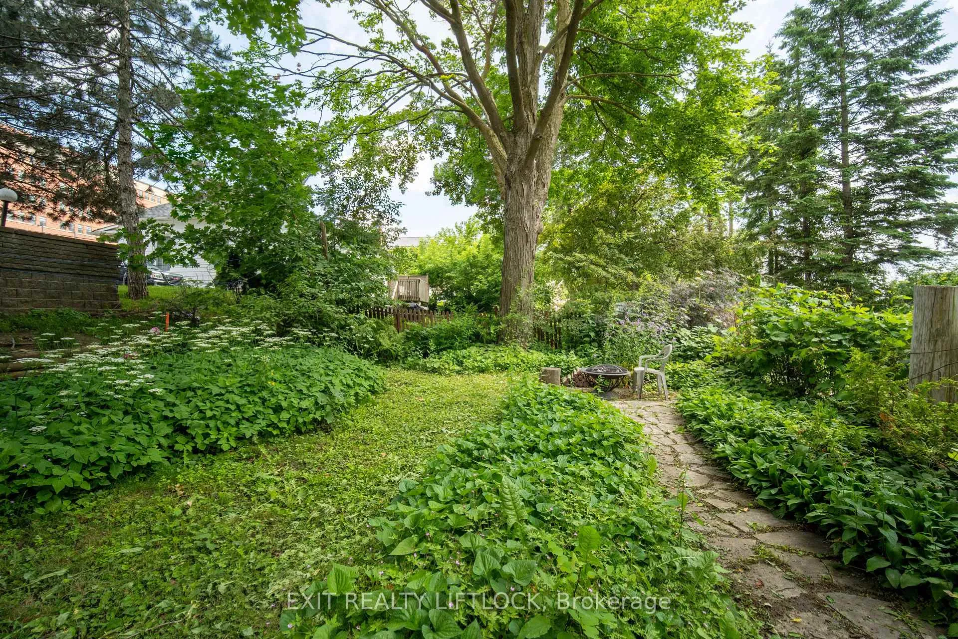 Photo 28 of 141 Hunter Street E, Peterborough, Ashburnham Ward 4 — HOMEH